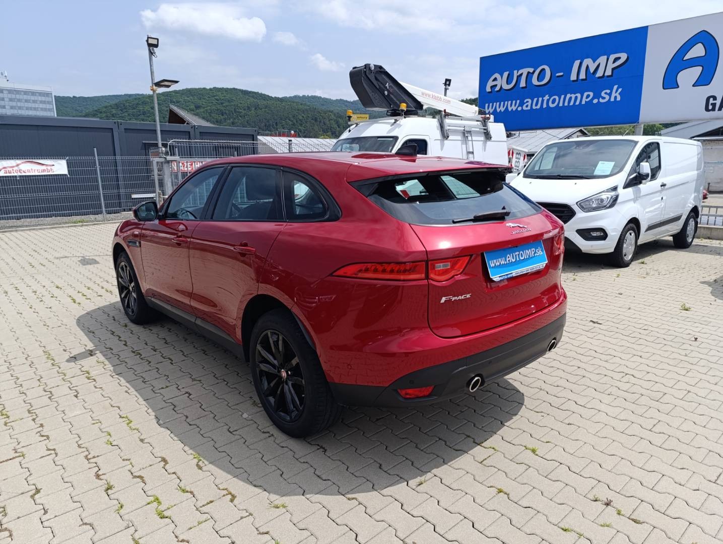 Jaguar - F-Pace