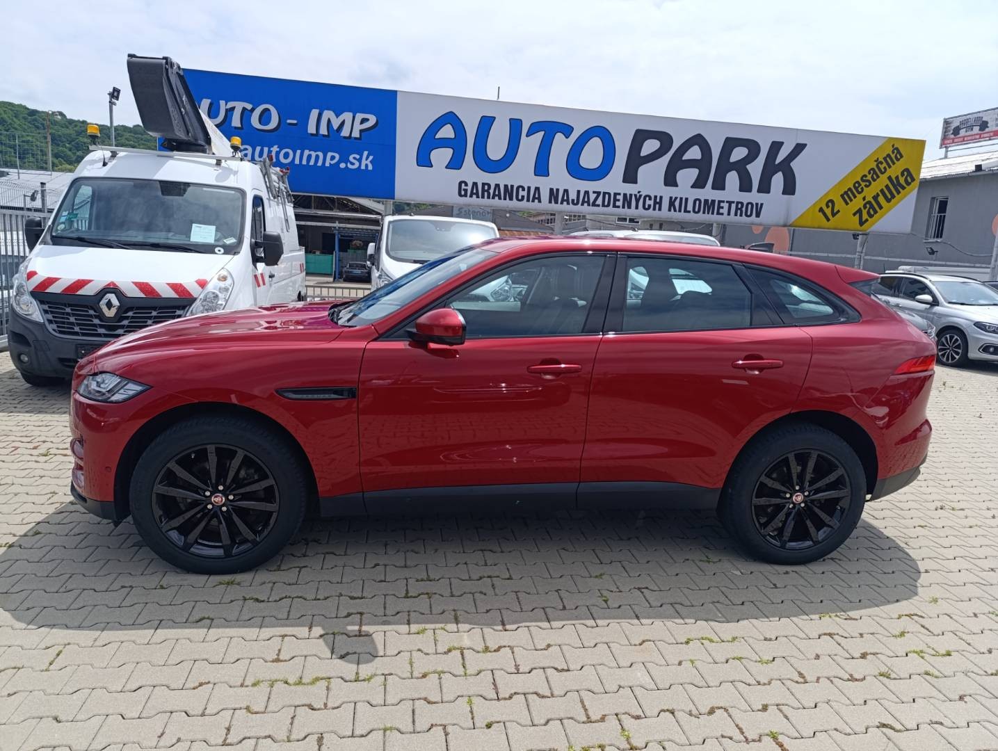 Jaguar - F-Pace