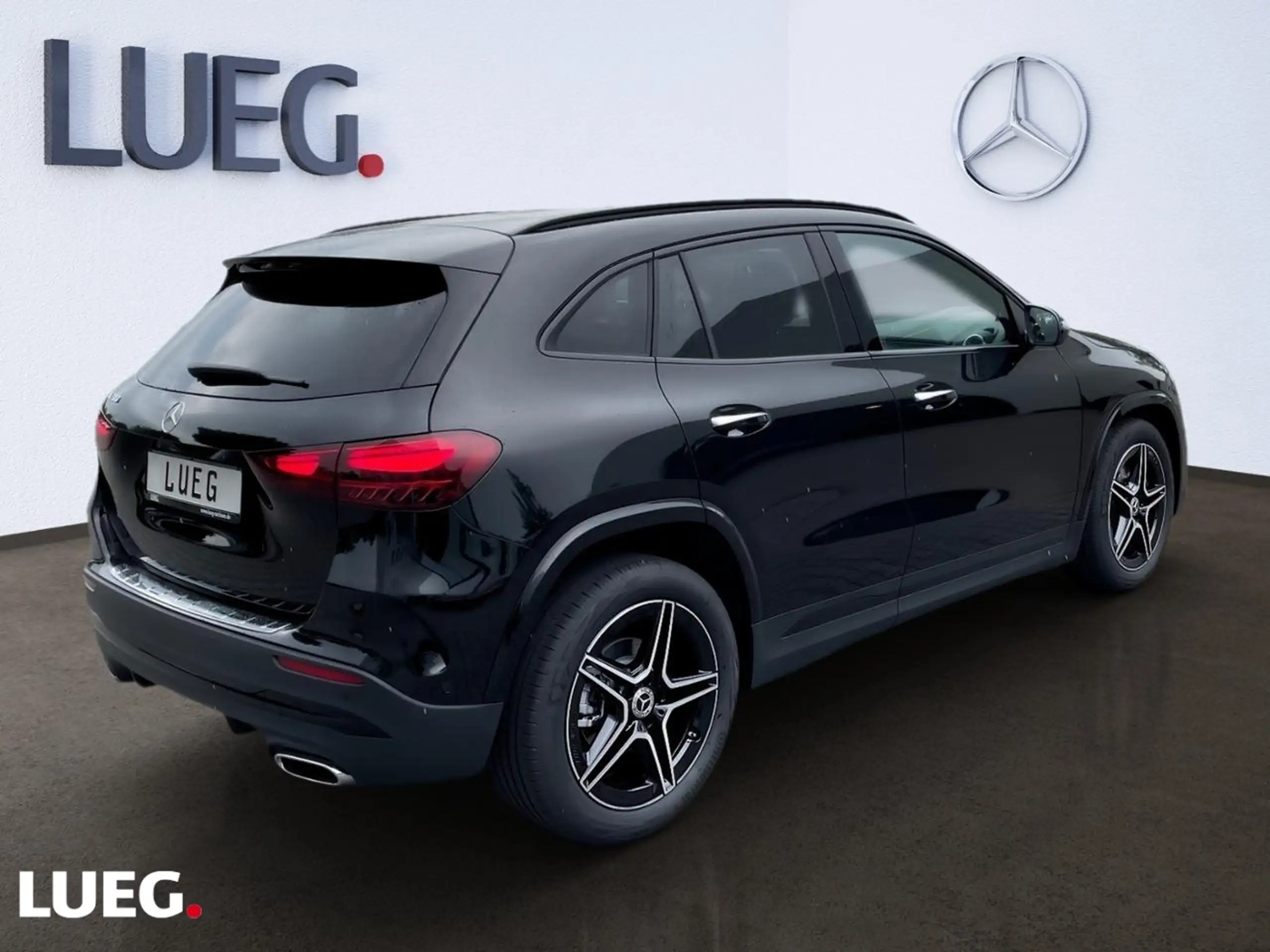 Mercedes-Benz - GLA 200