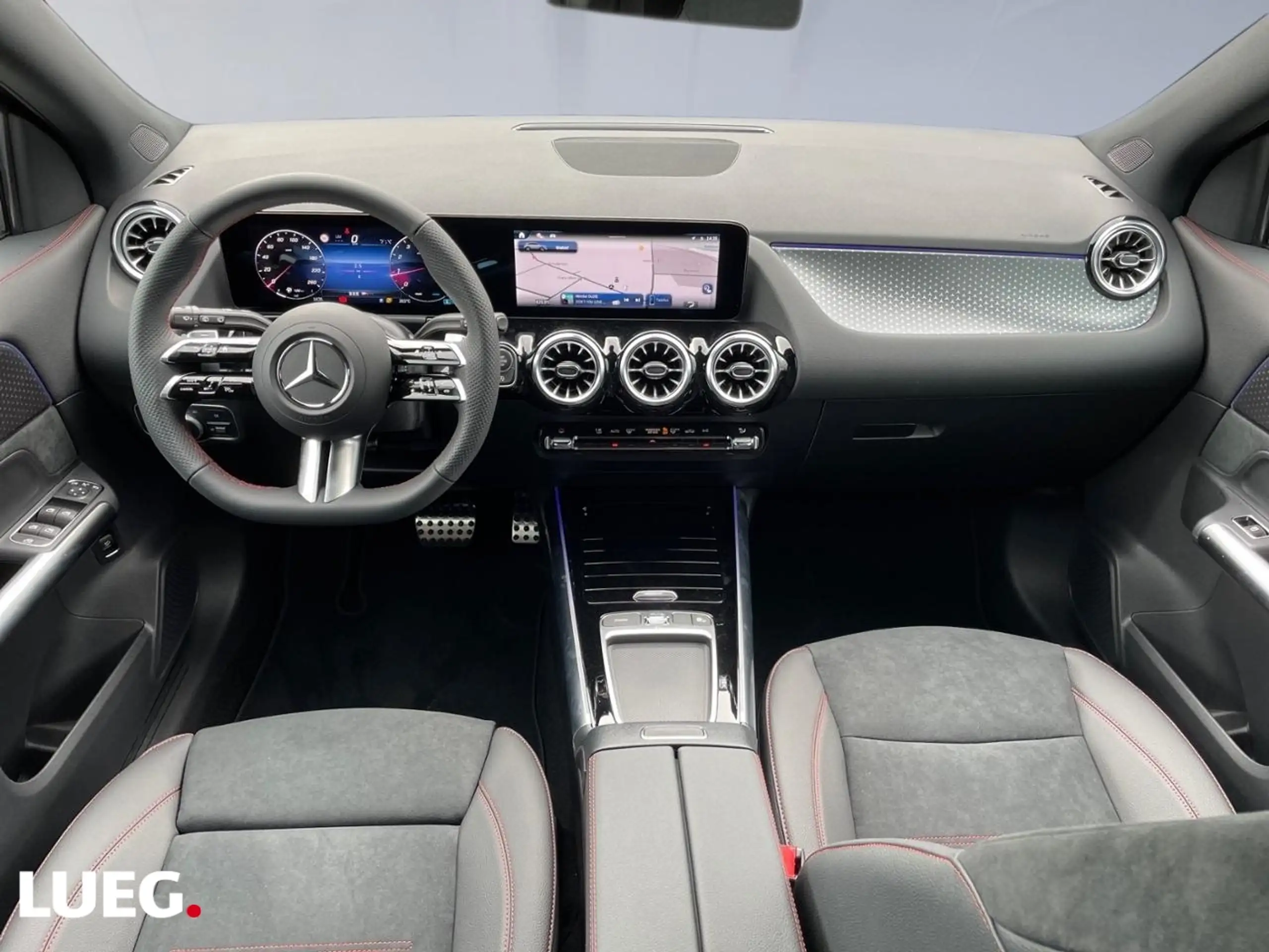 Mercedes-Benz - GLA 200