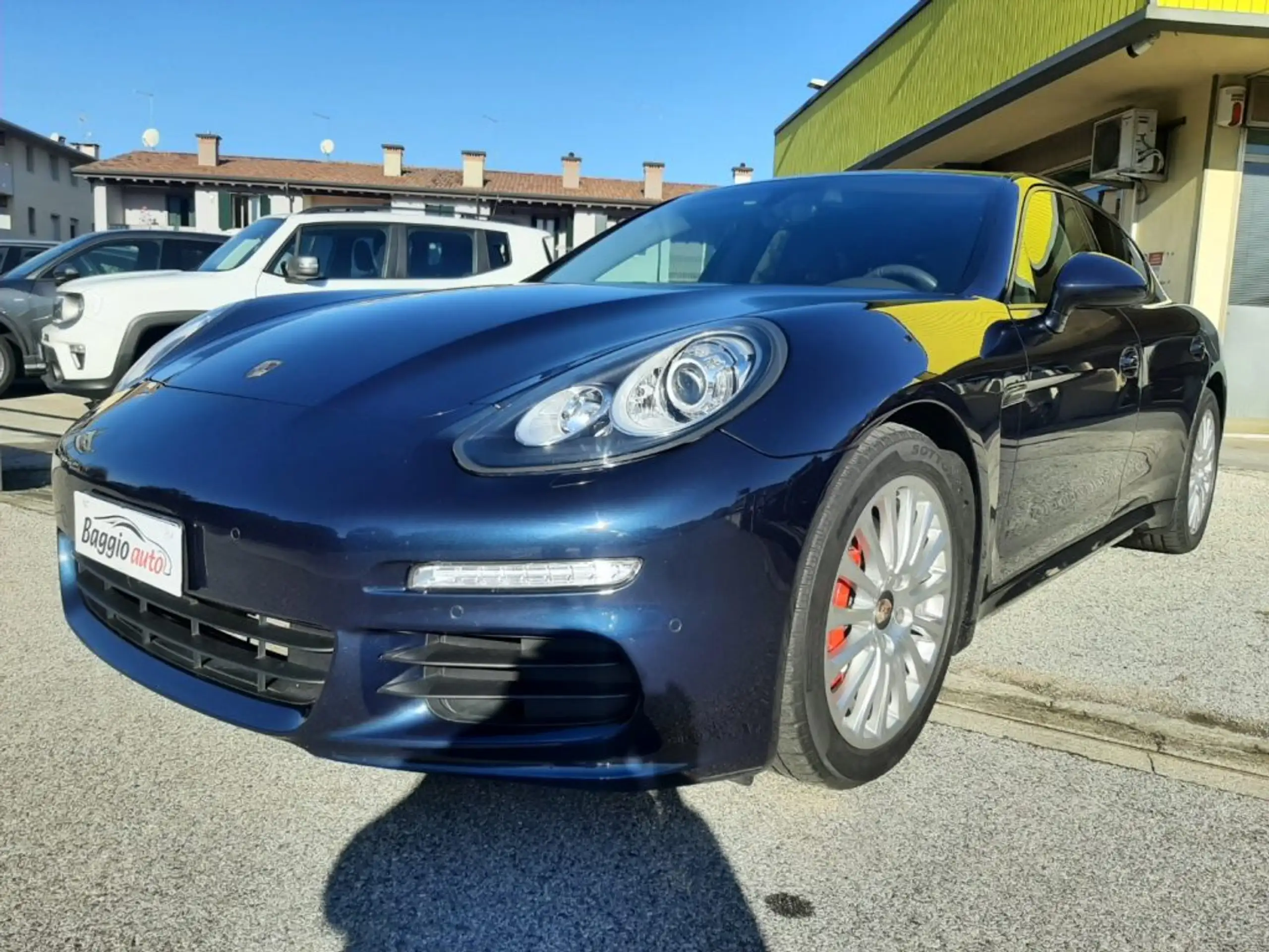 Porsche - Panamera