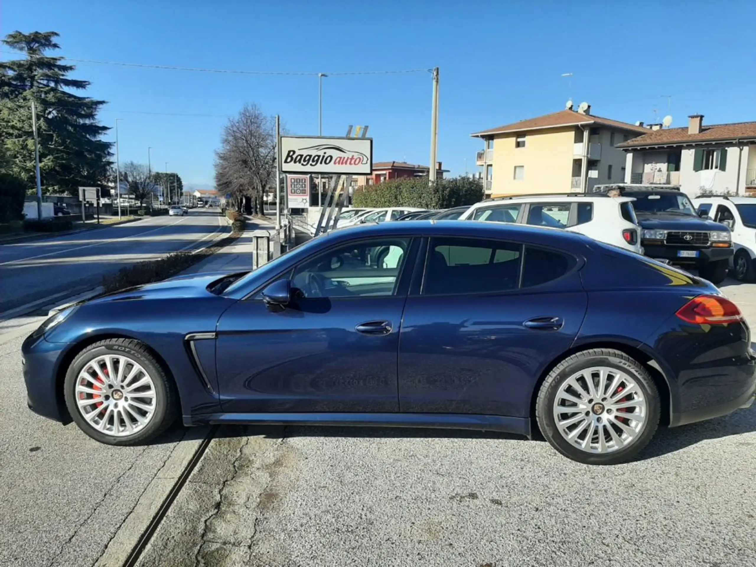 Porsche - Panamera