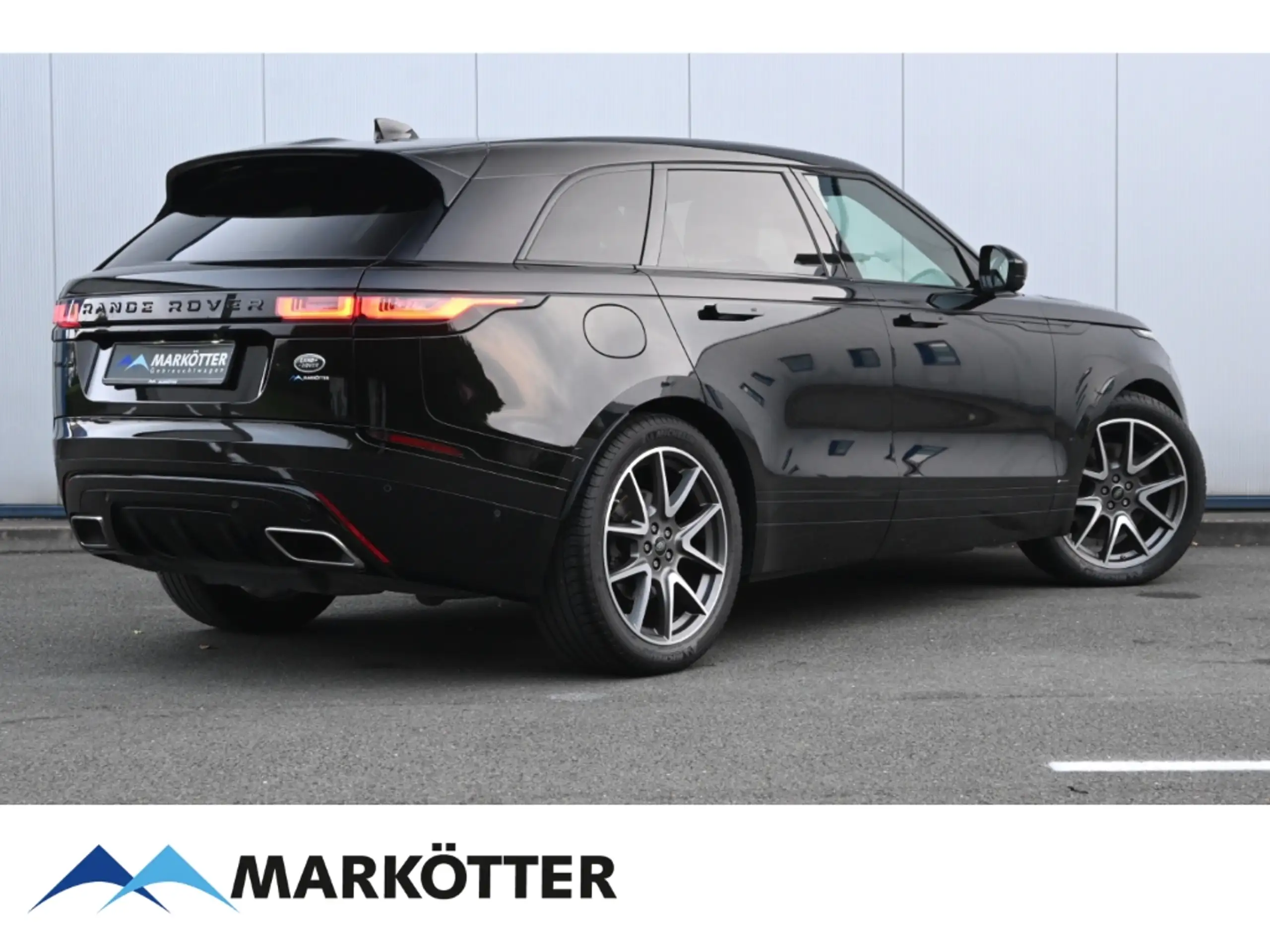 Land Rover - Range Rover Velar