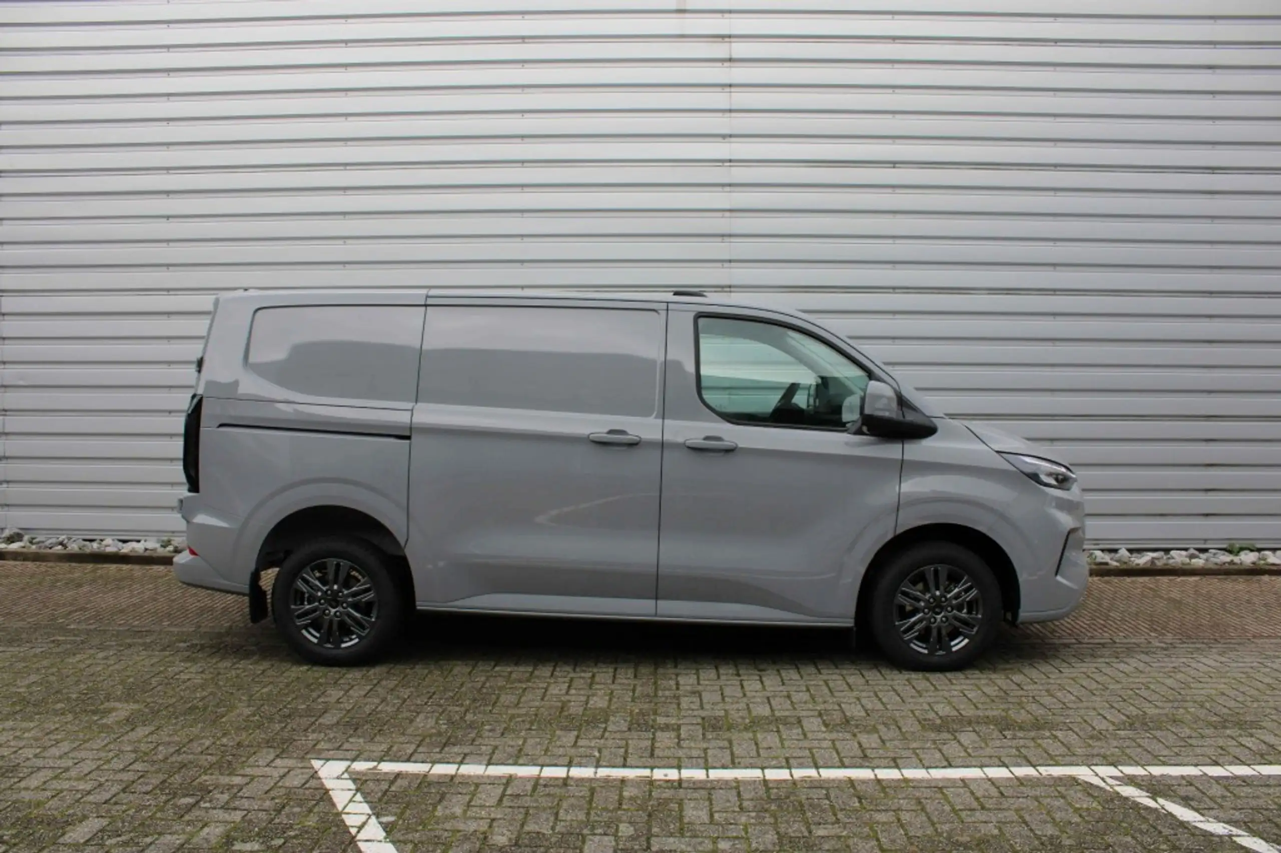 Ford - Transit Custom