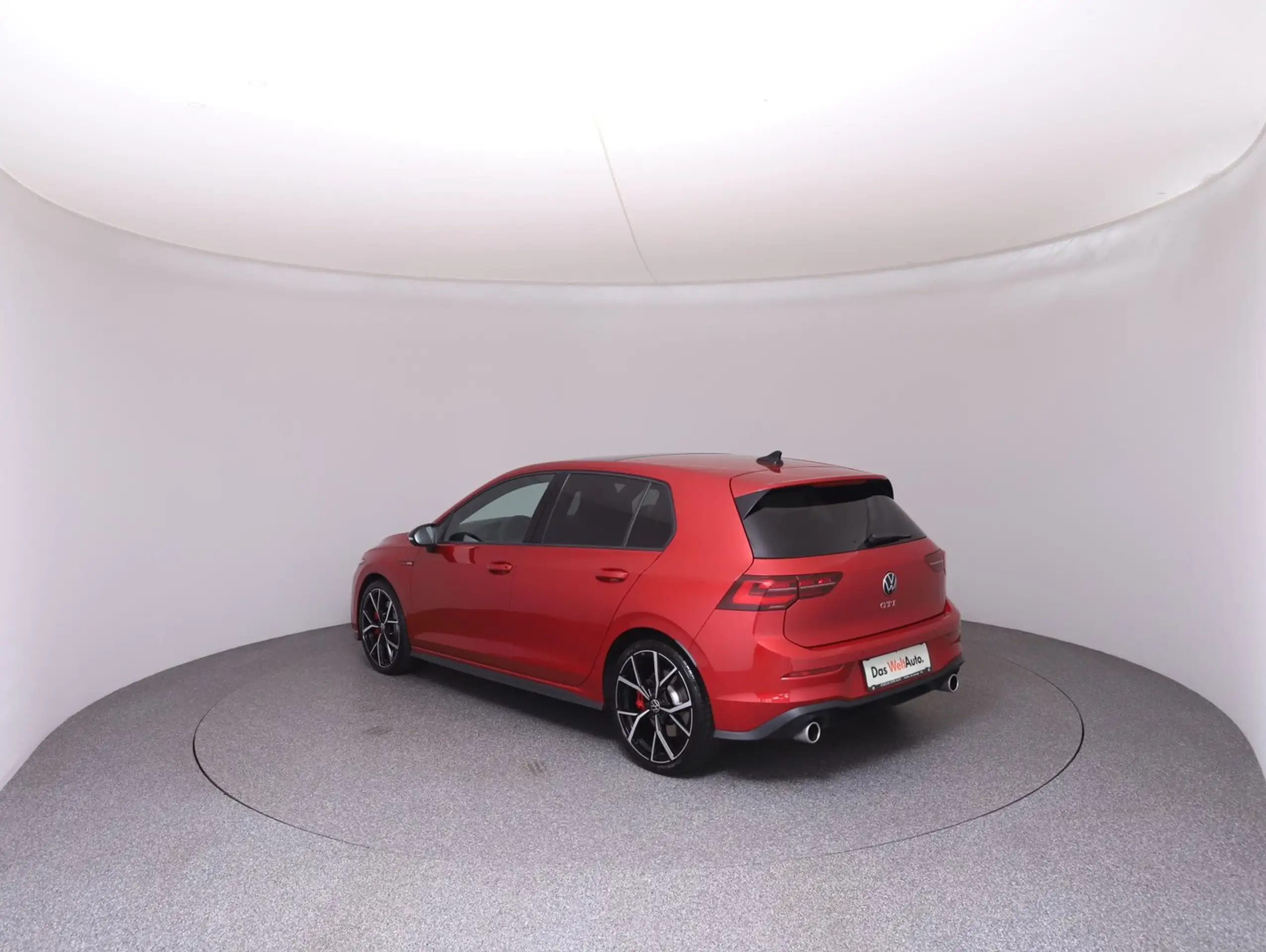 Volkswagen - Golf GTI