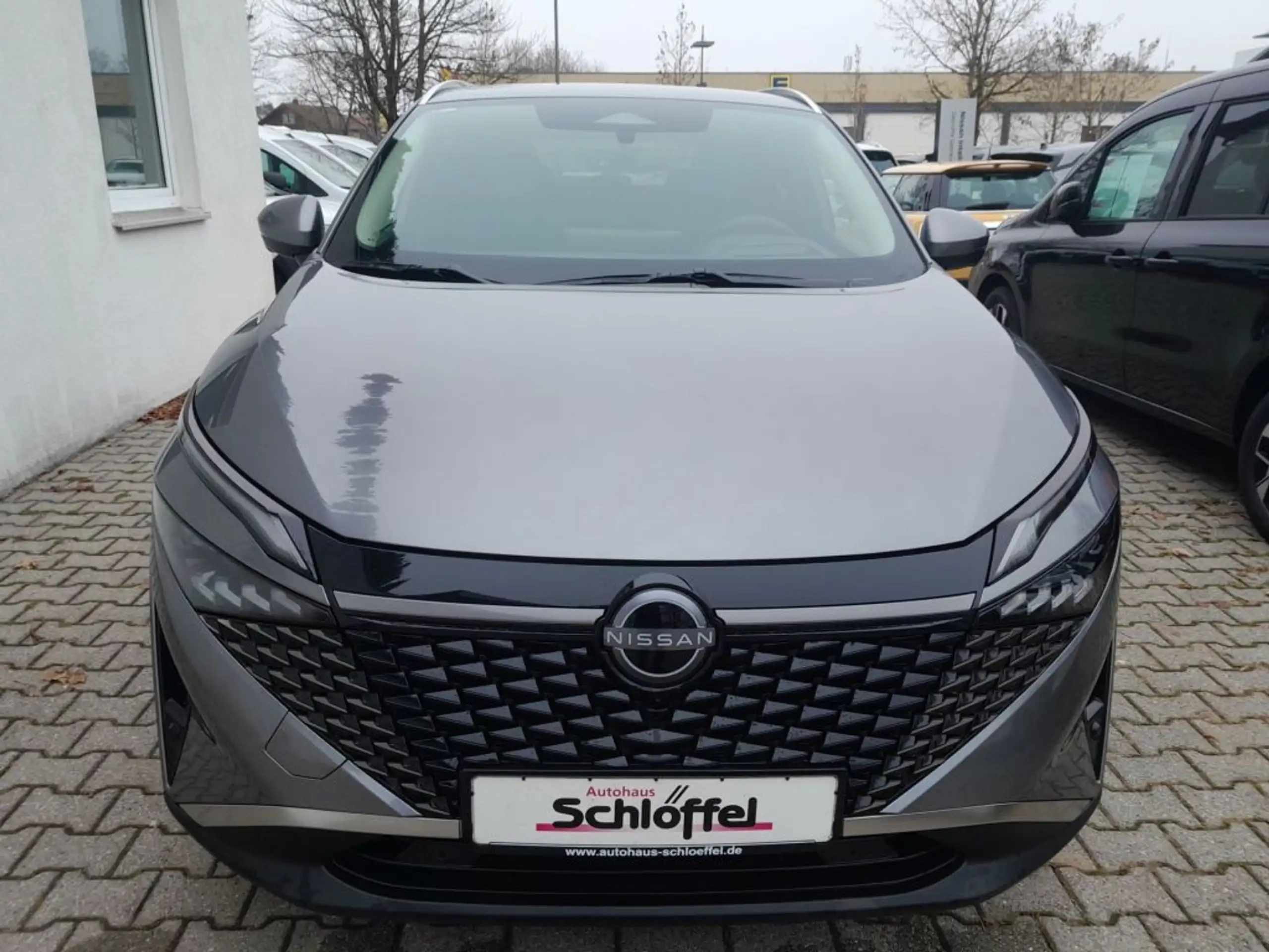 Nissan - Qashqai