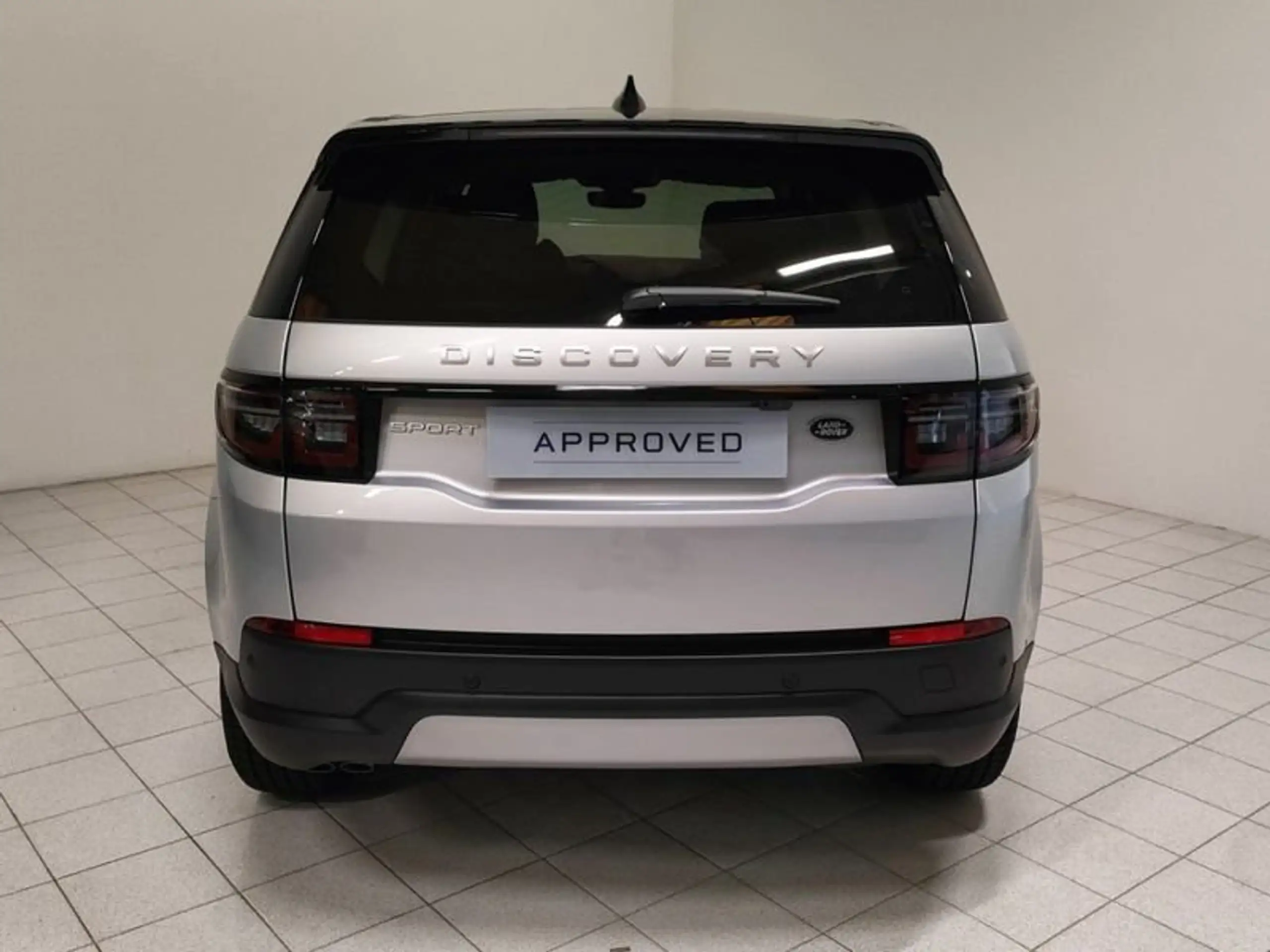 Land Rover - Discovery Sport