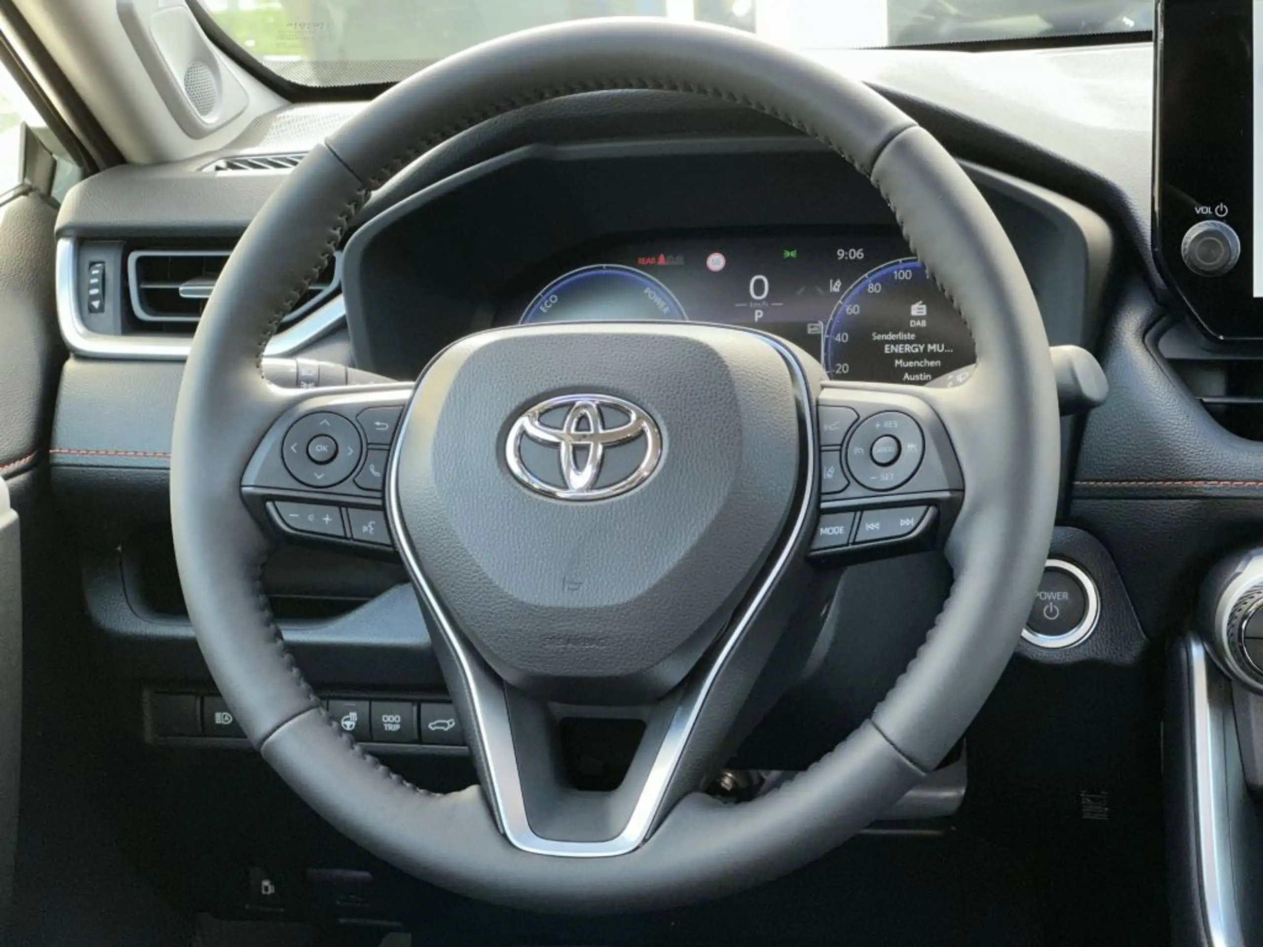 Toyota - RAV 4