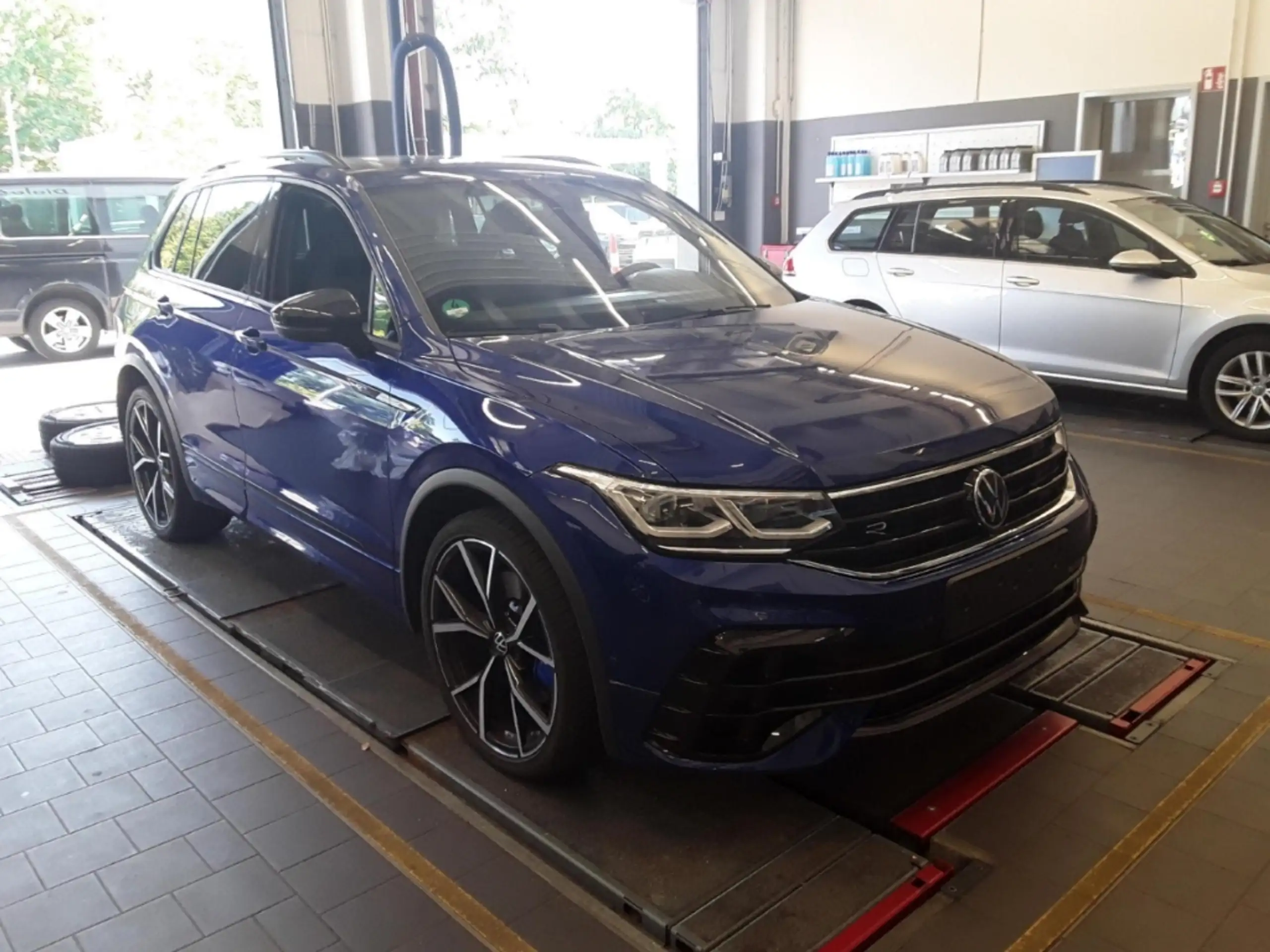 Volkswagen - Tiguan