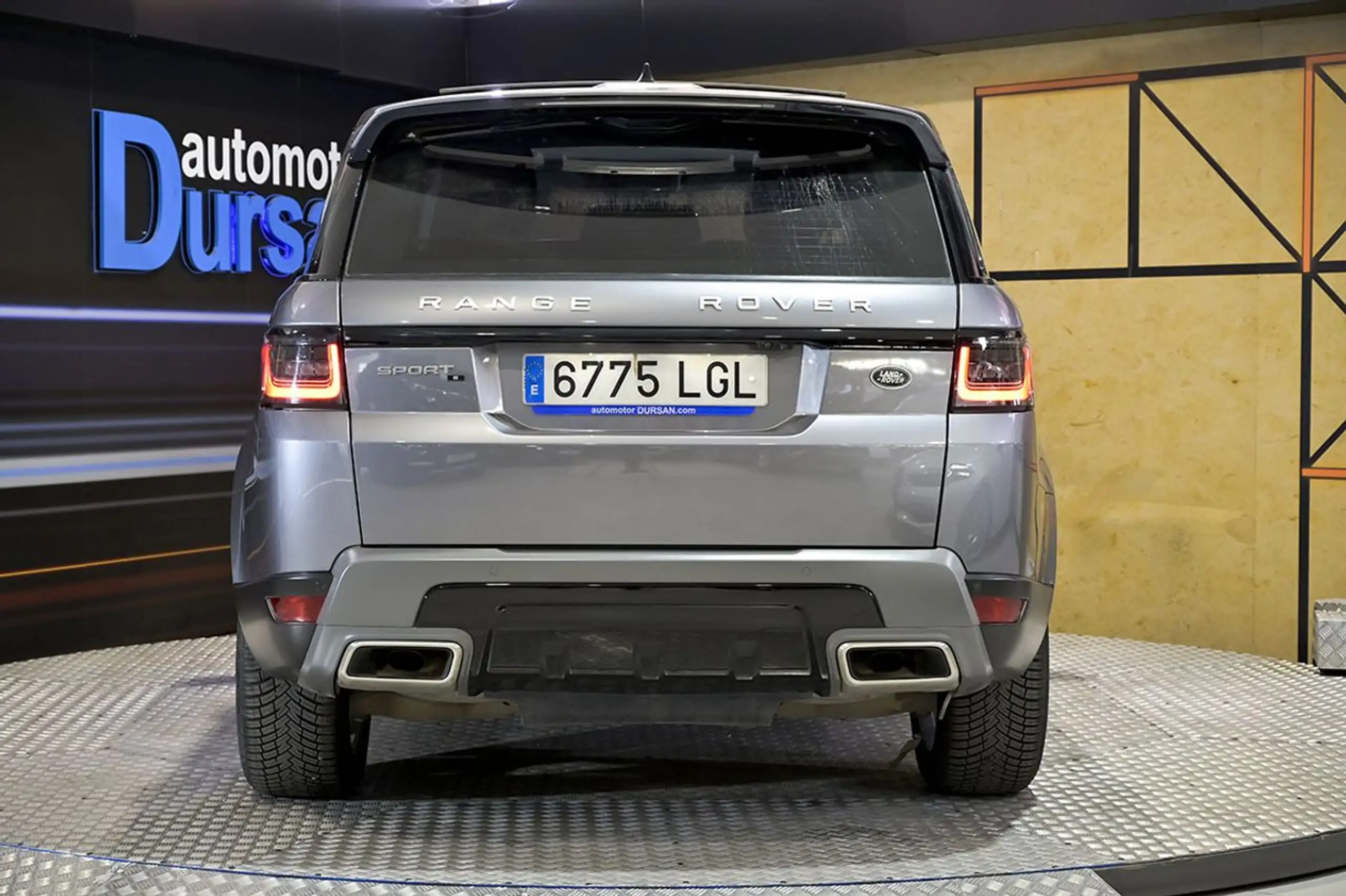 Land Rover - Range Rover Sport