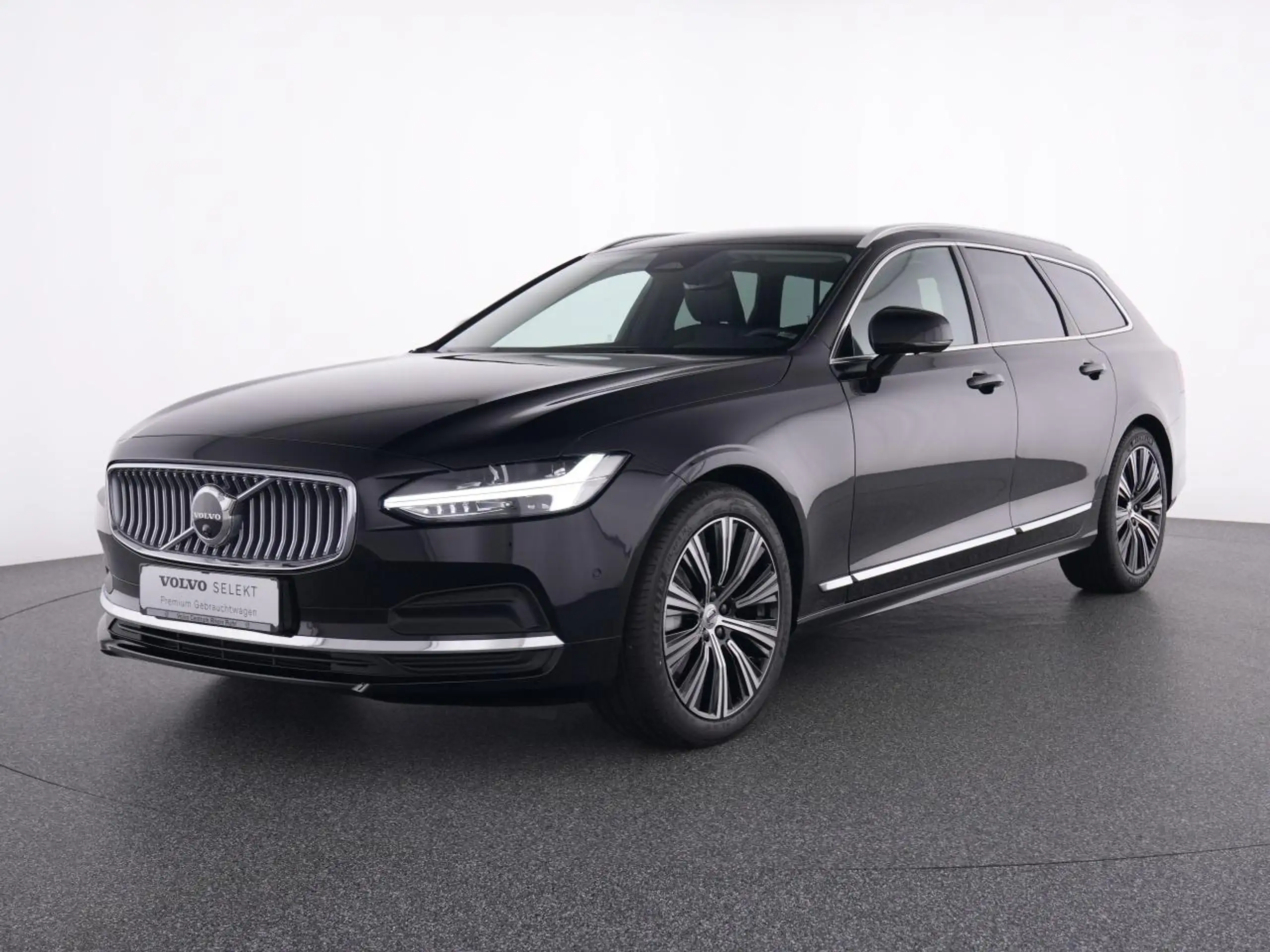 Volvo - V90