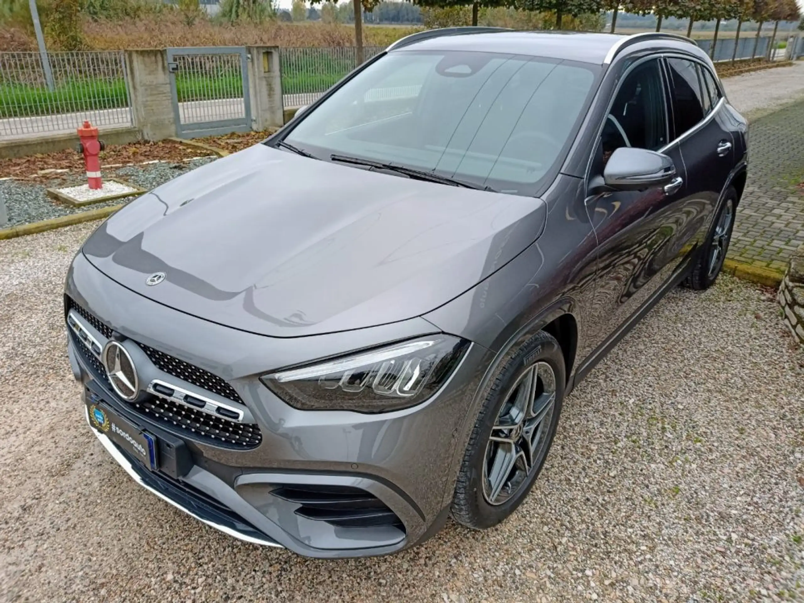 Mercedes-Benz - GLA 200