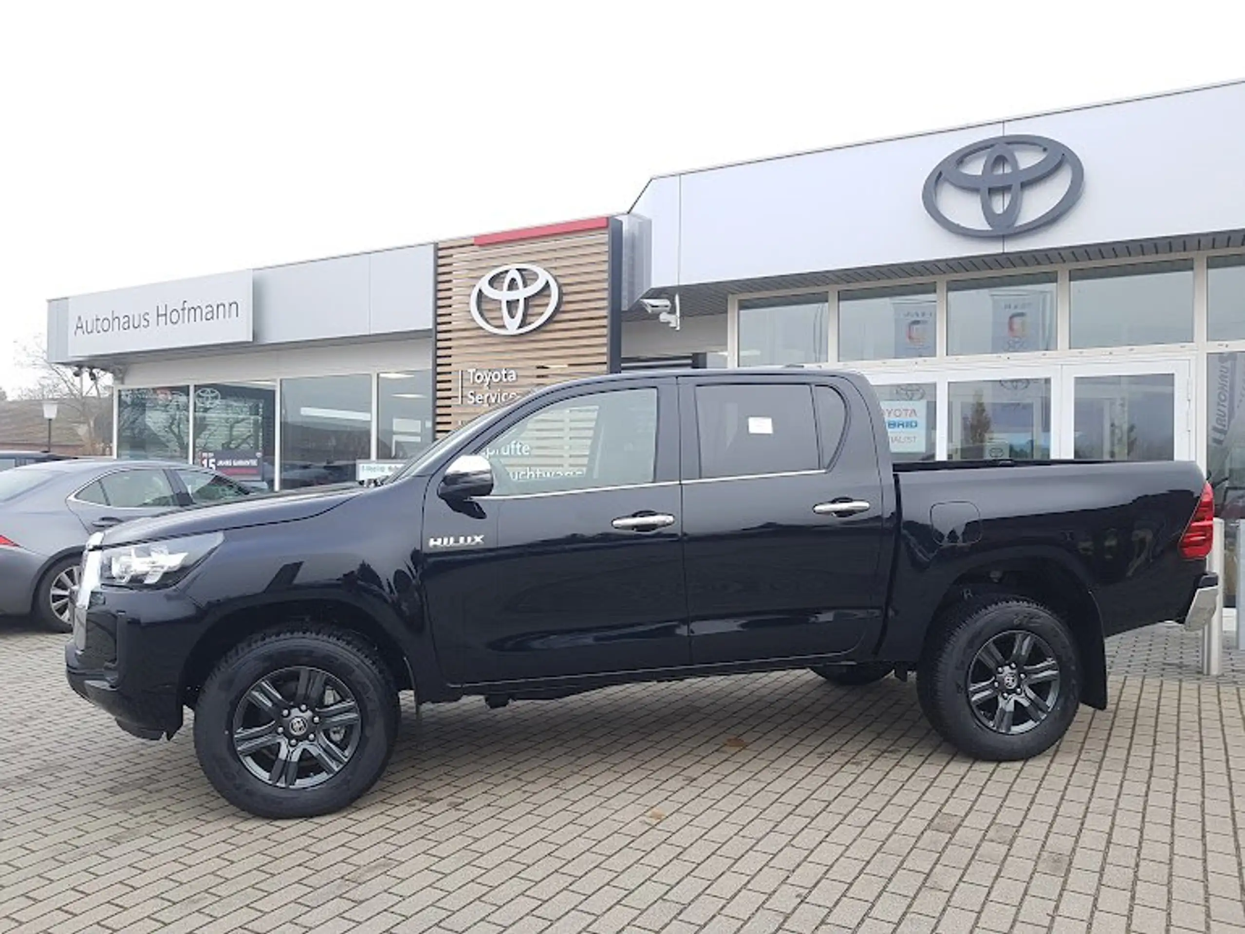 Toyota - Hilux