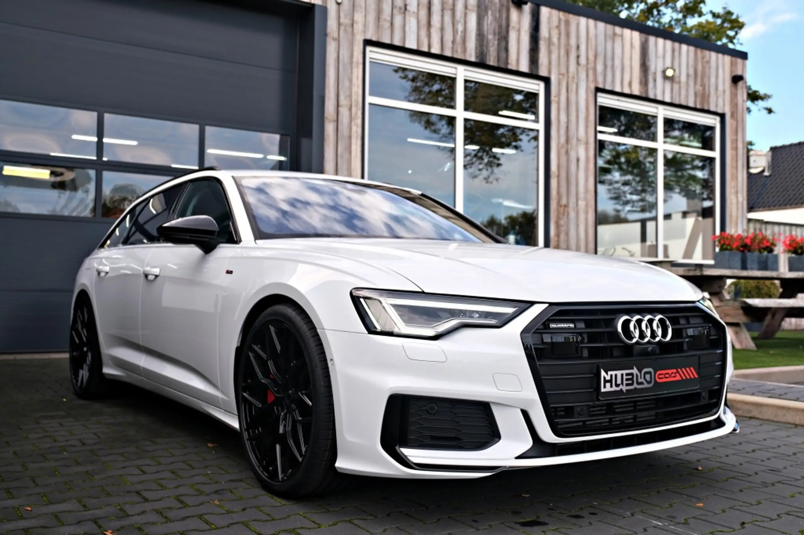 Audi - A6