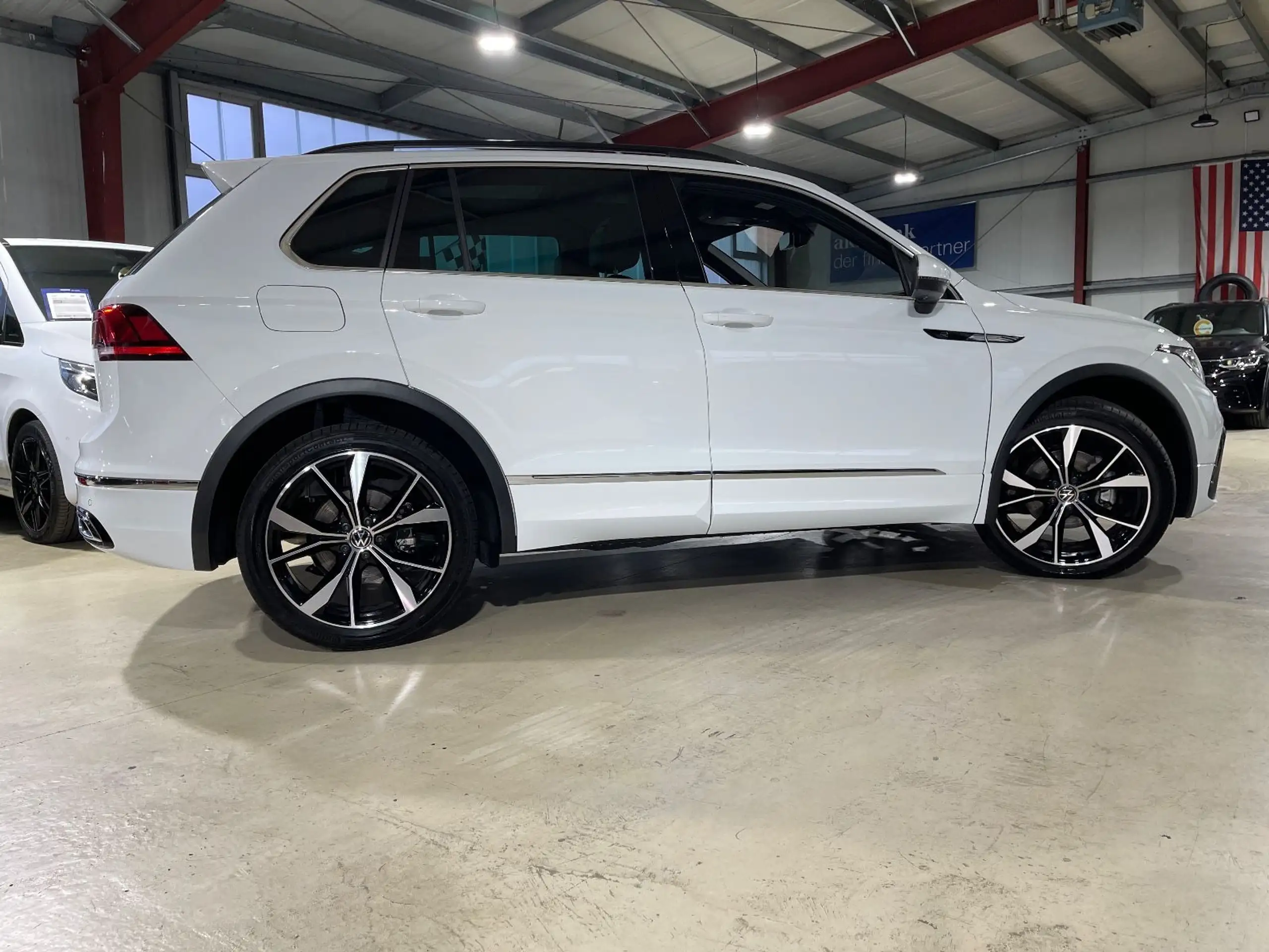 Volkswagen - Tiguan