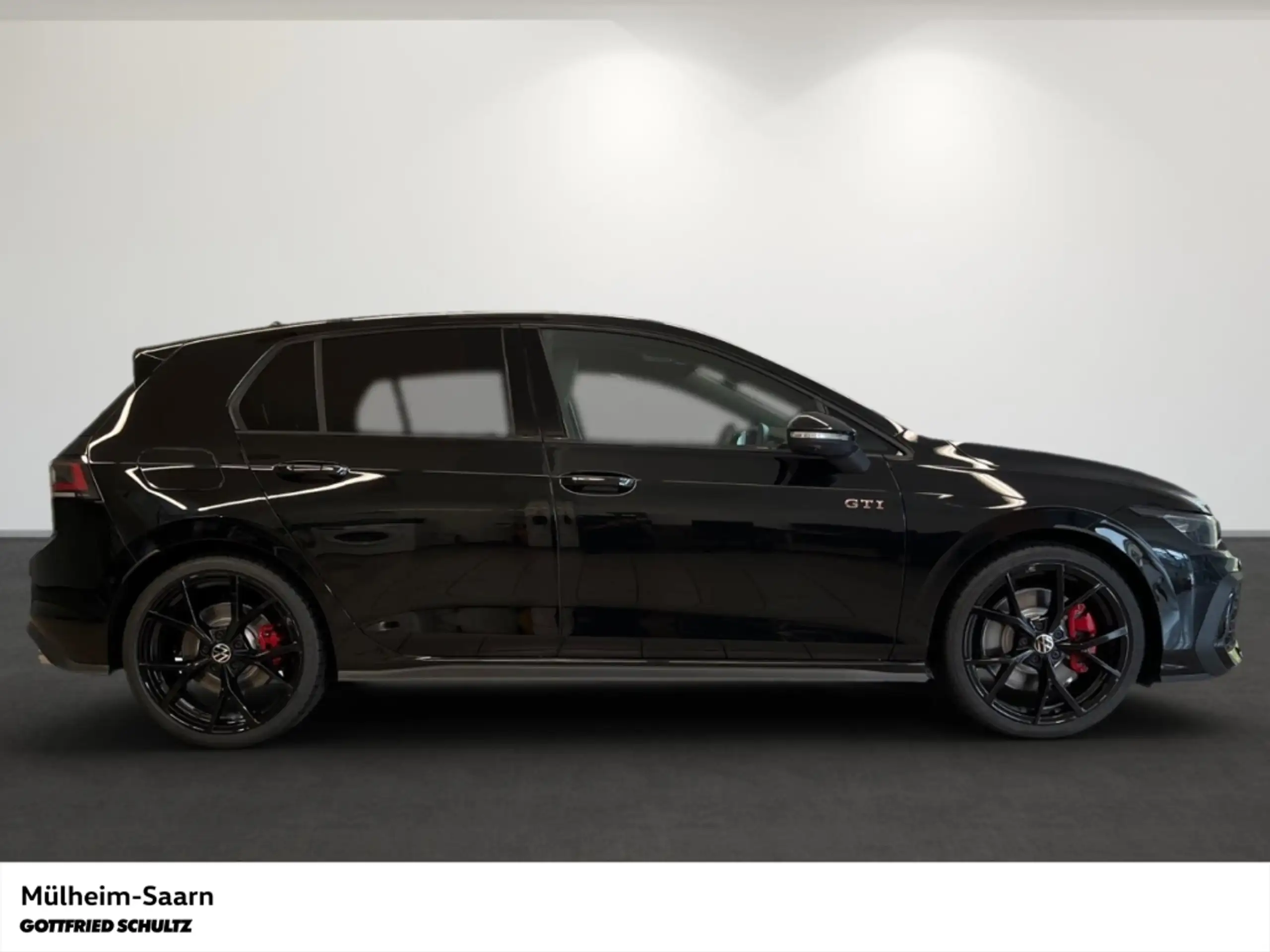 Volkswagen - Golf GTI