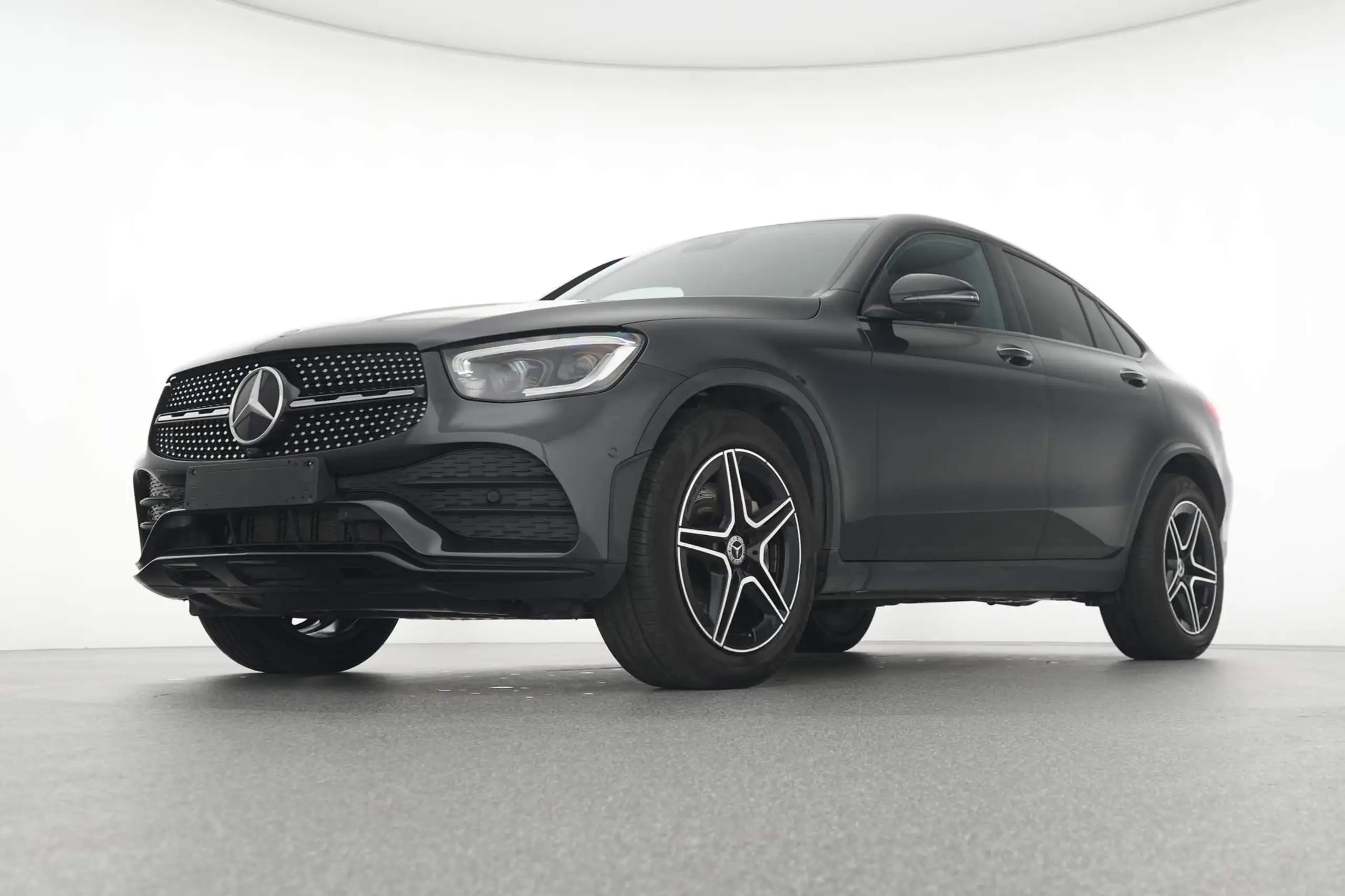 Mercedes-Benz - GLC 200