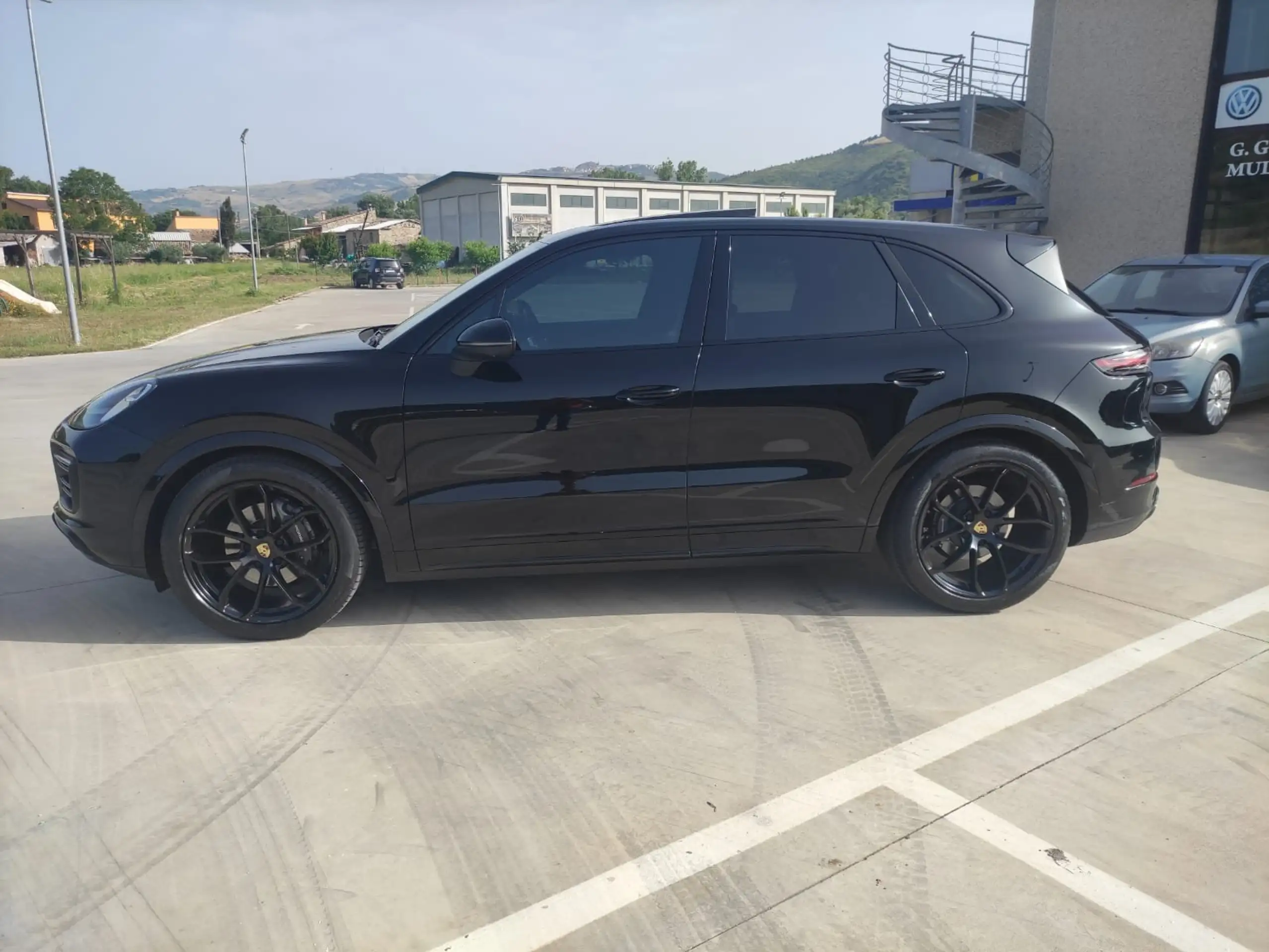 Porsche - Cayenne