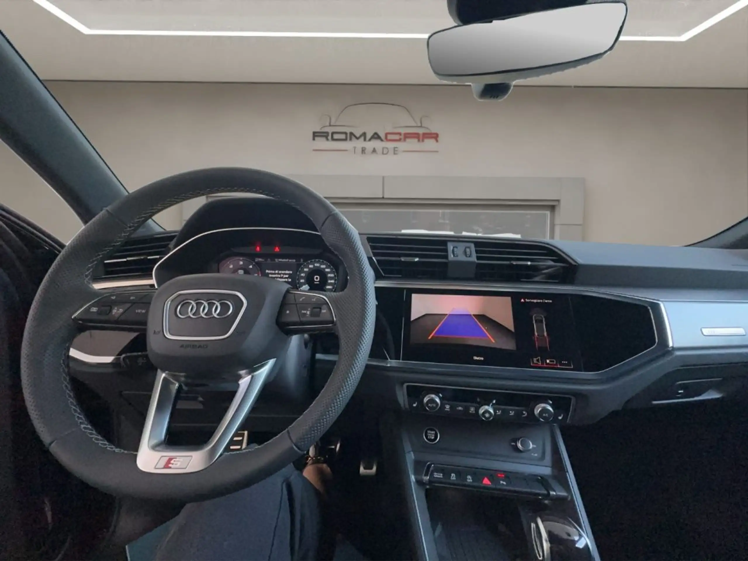 Audi - Q3