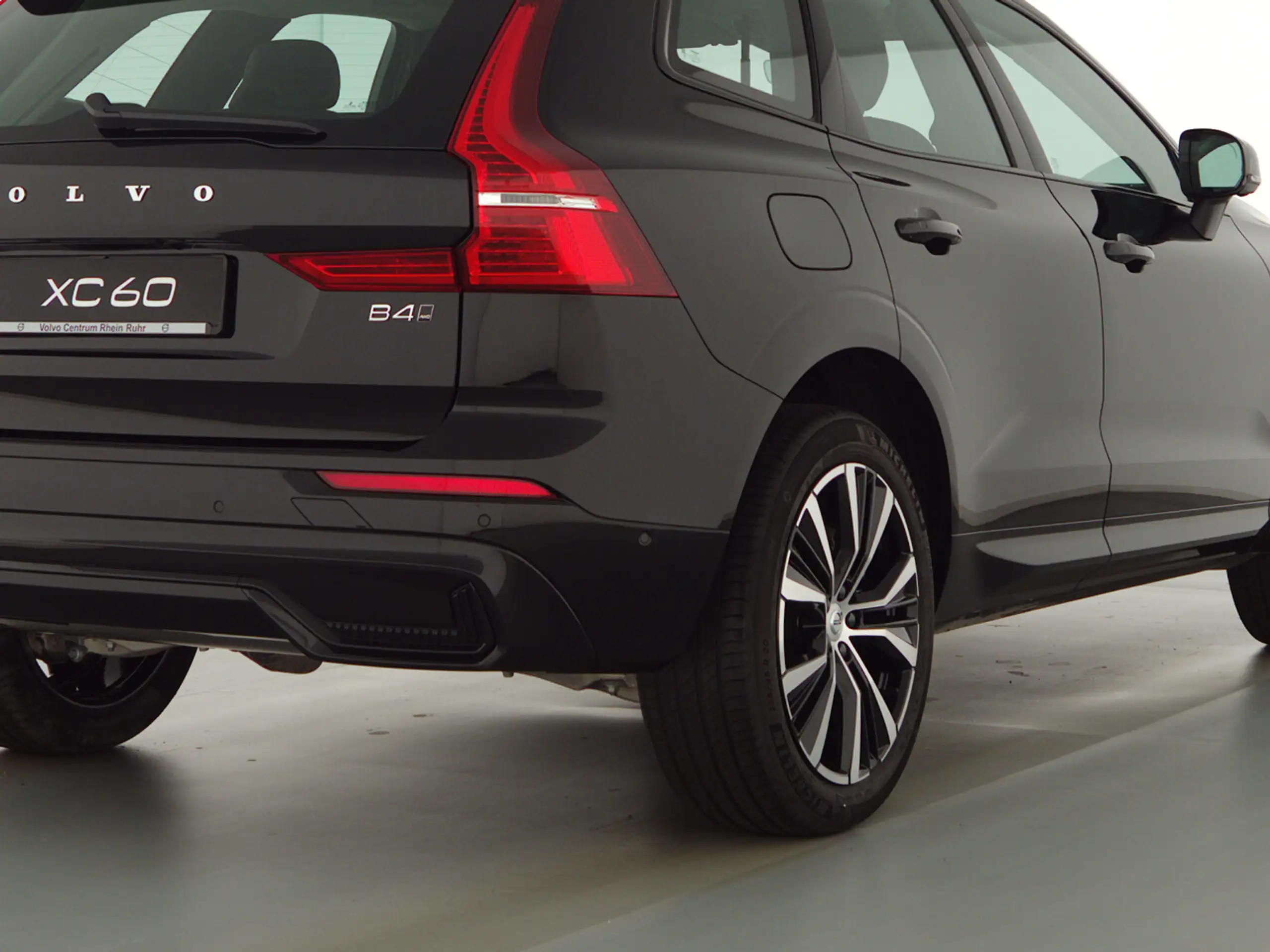 Volvo - XC60