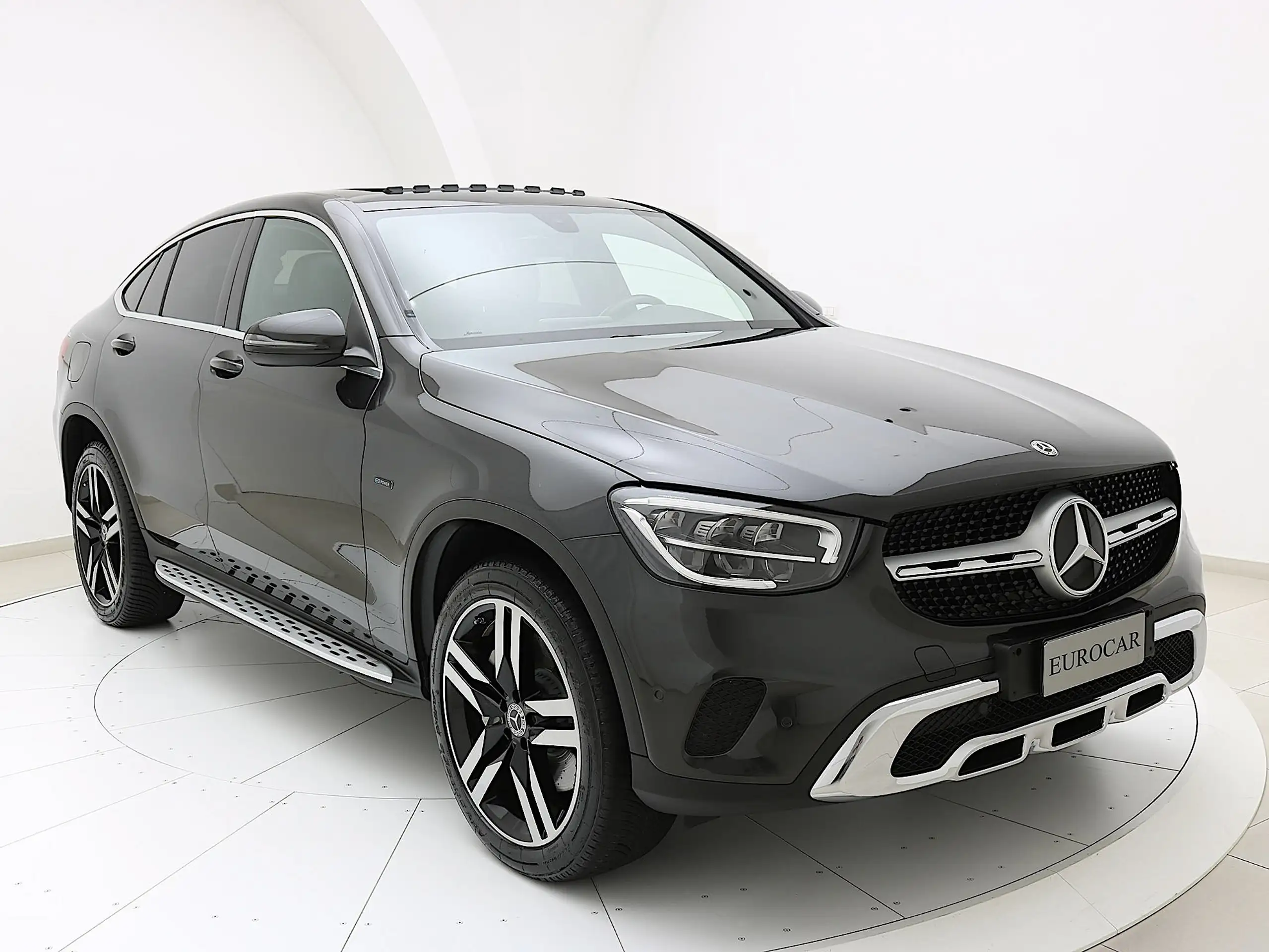 Mercedes-Benz - GLC 300