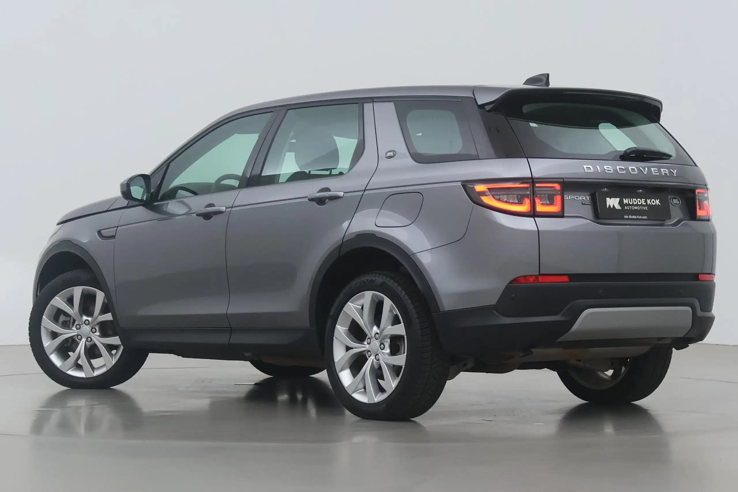 Land Rover - Discovery Sport