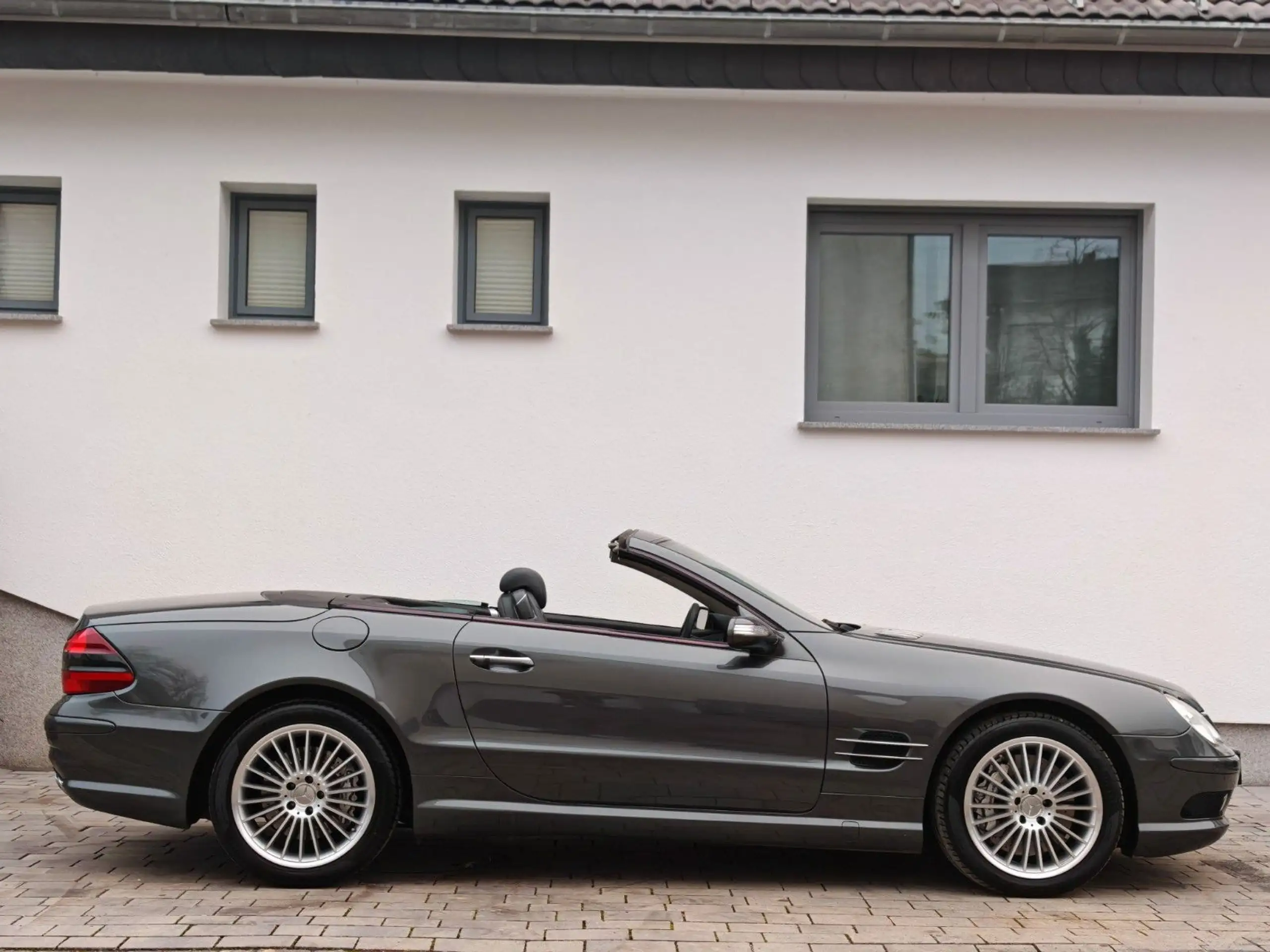 Mercedes-Benz - SL 55 AMG