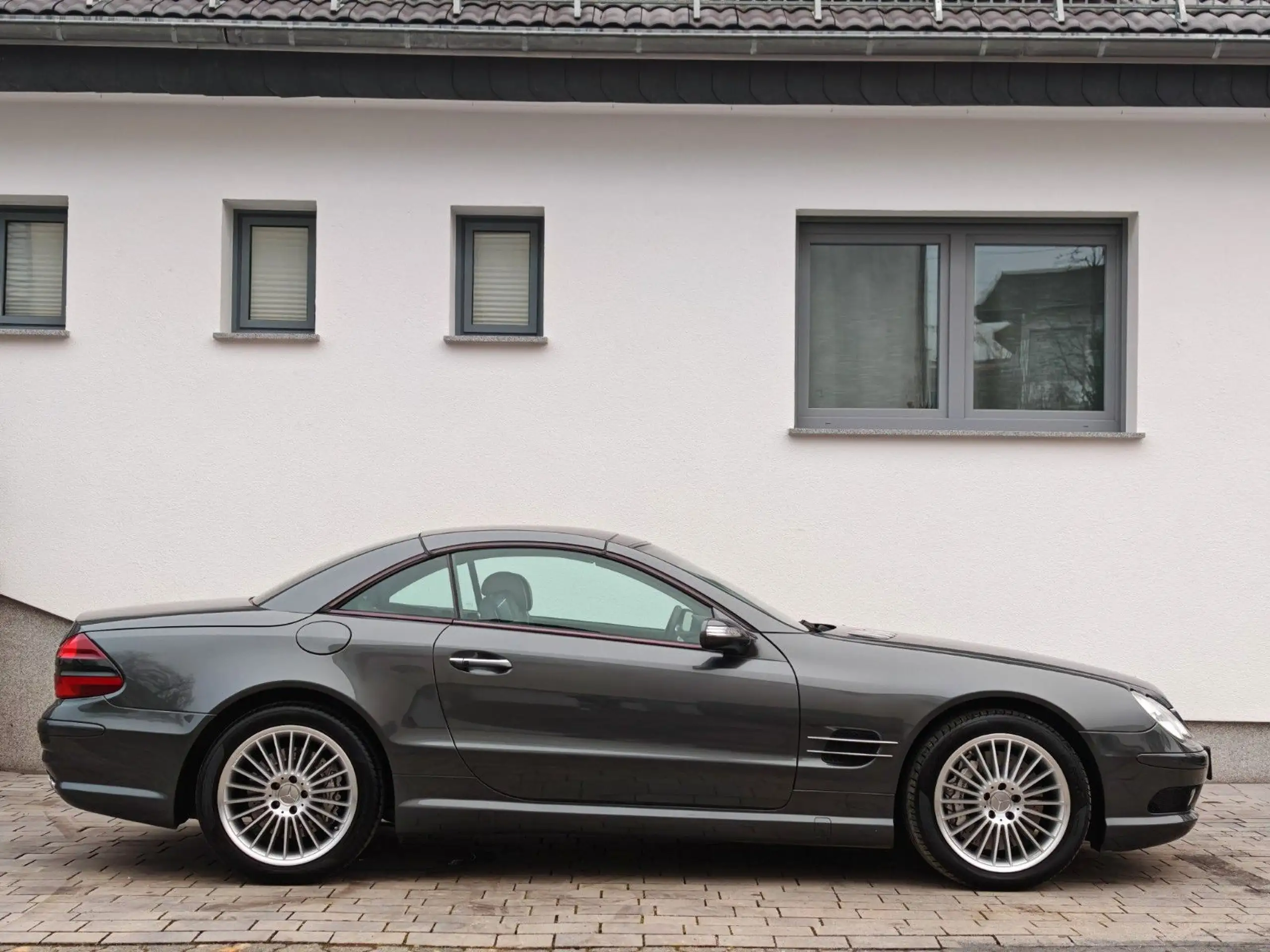 Mercedes-Benz - SL 55 AMG