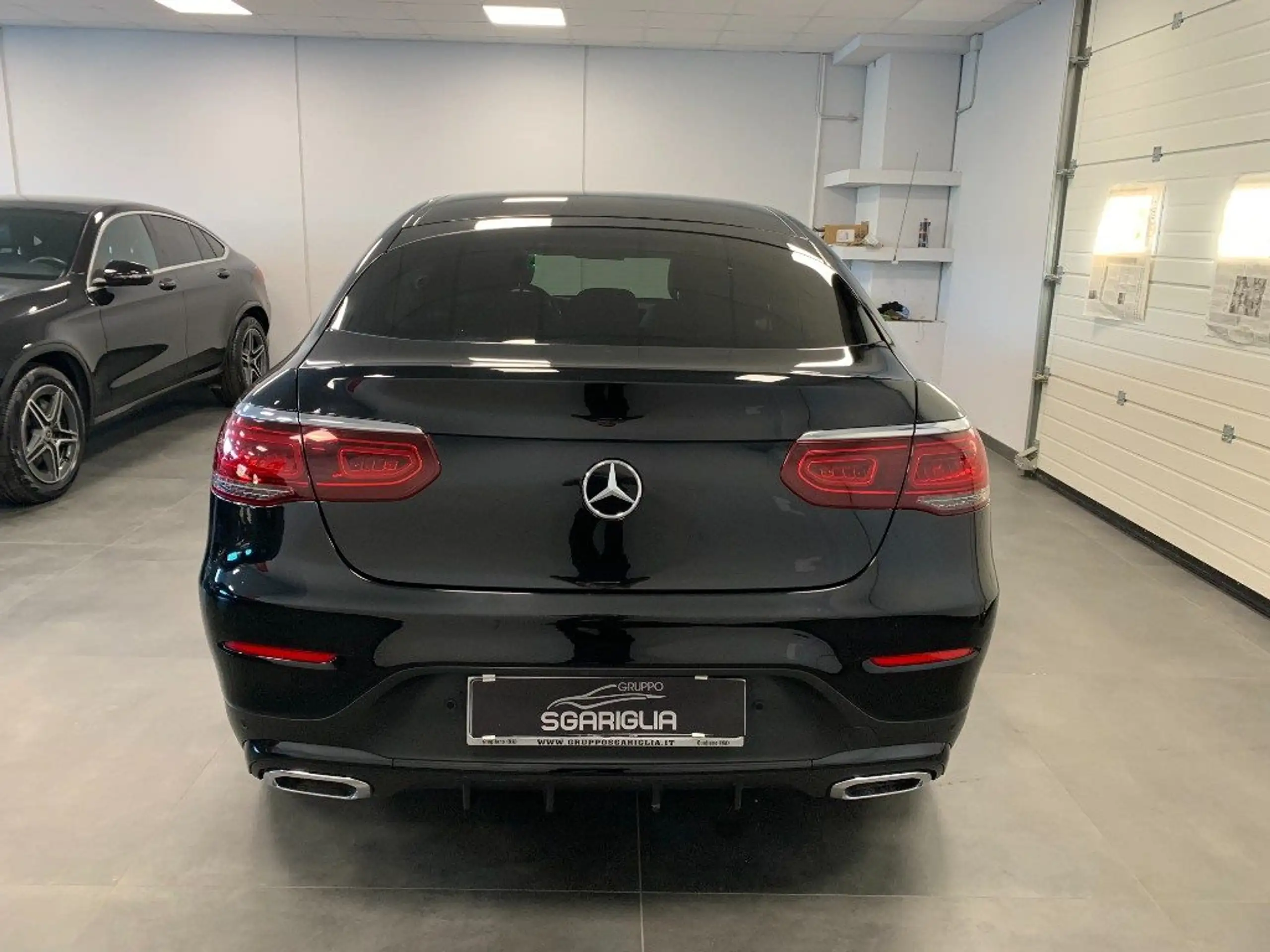 Mercedes-Benz - GLC 220