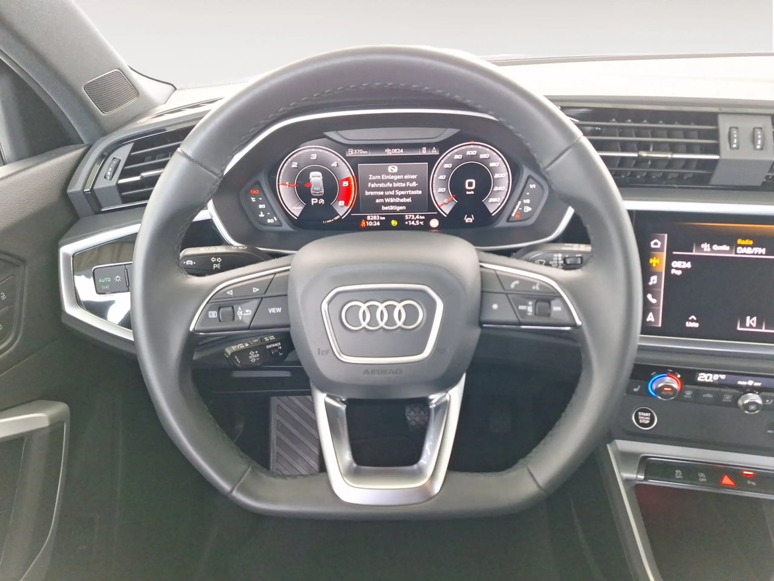 Audi - Q3