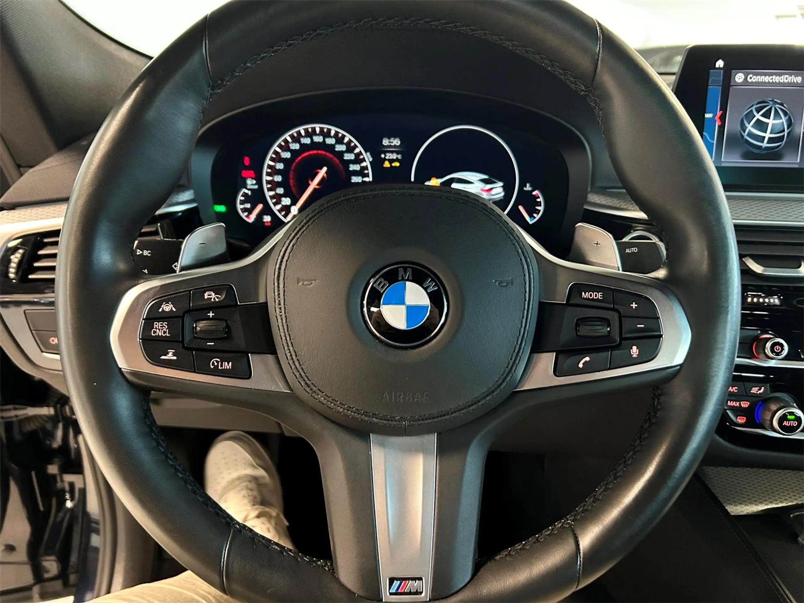 BMW - 640