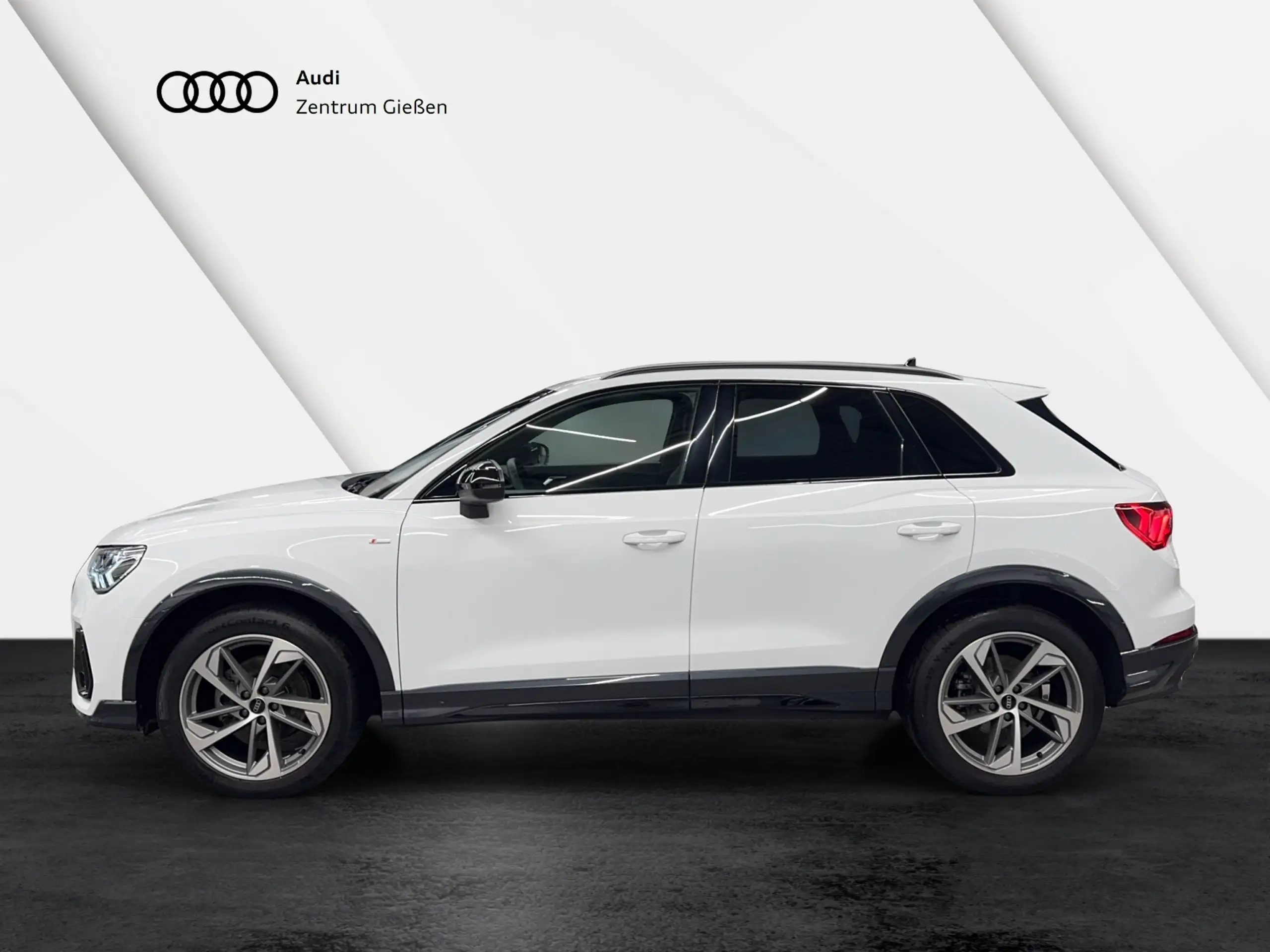 Audi - Q3