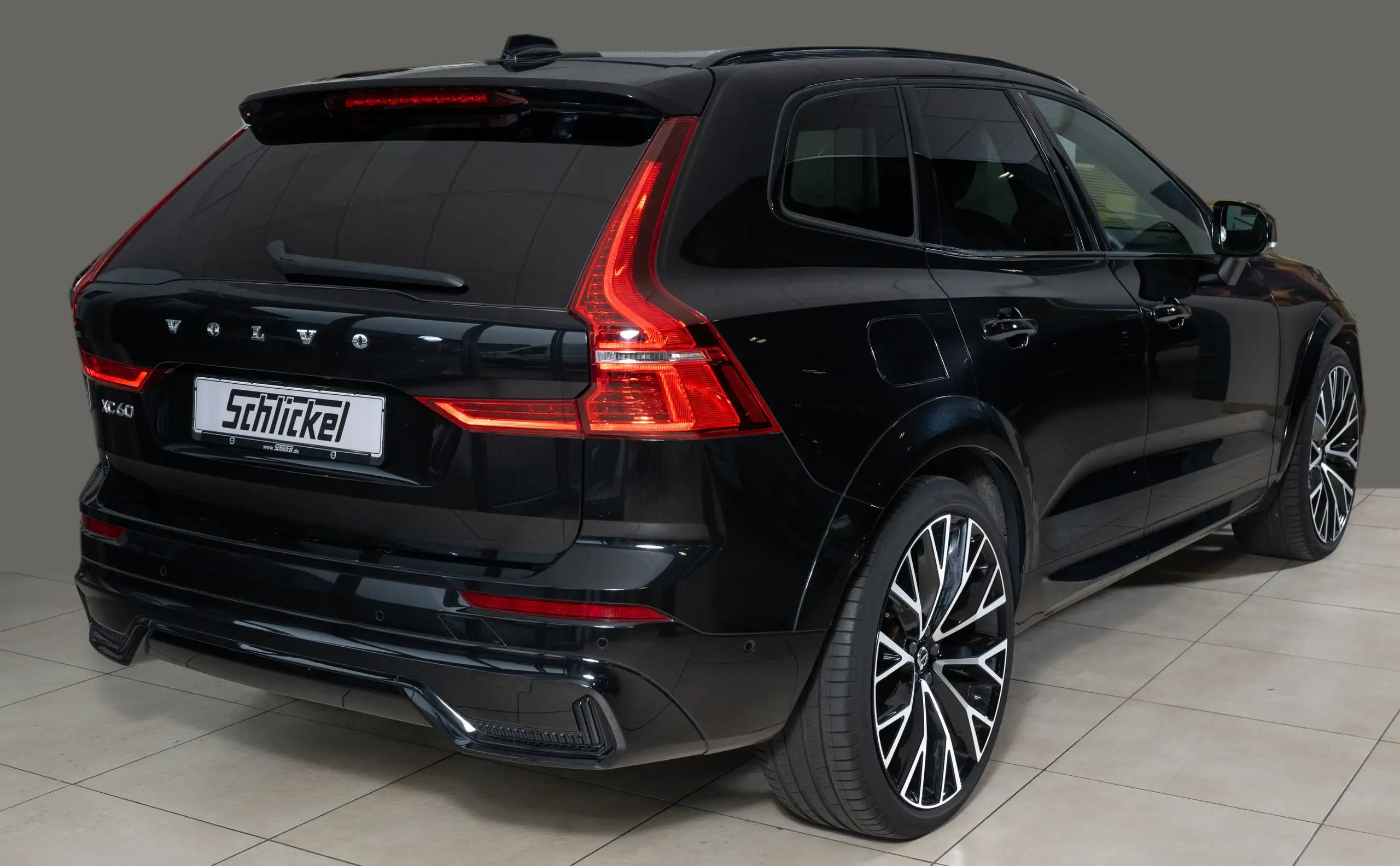 Volvo - XC60