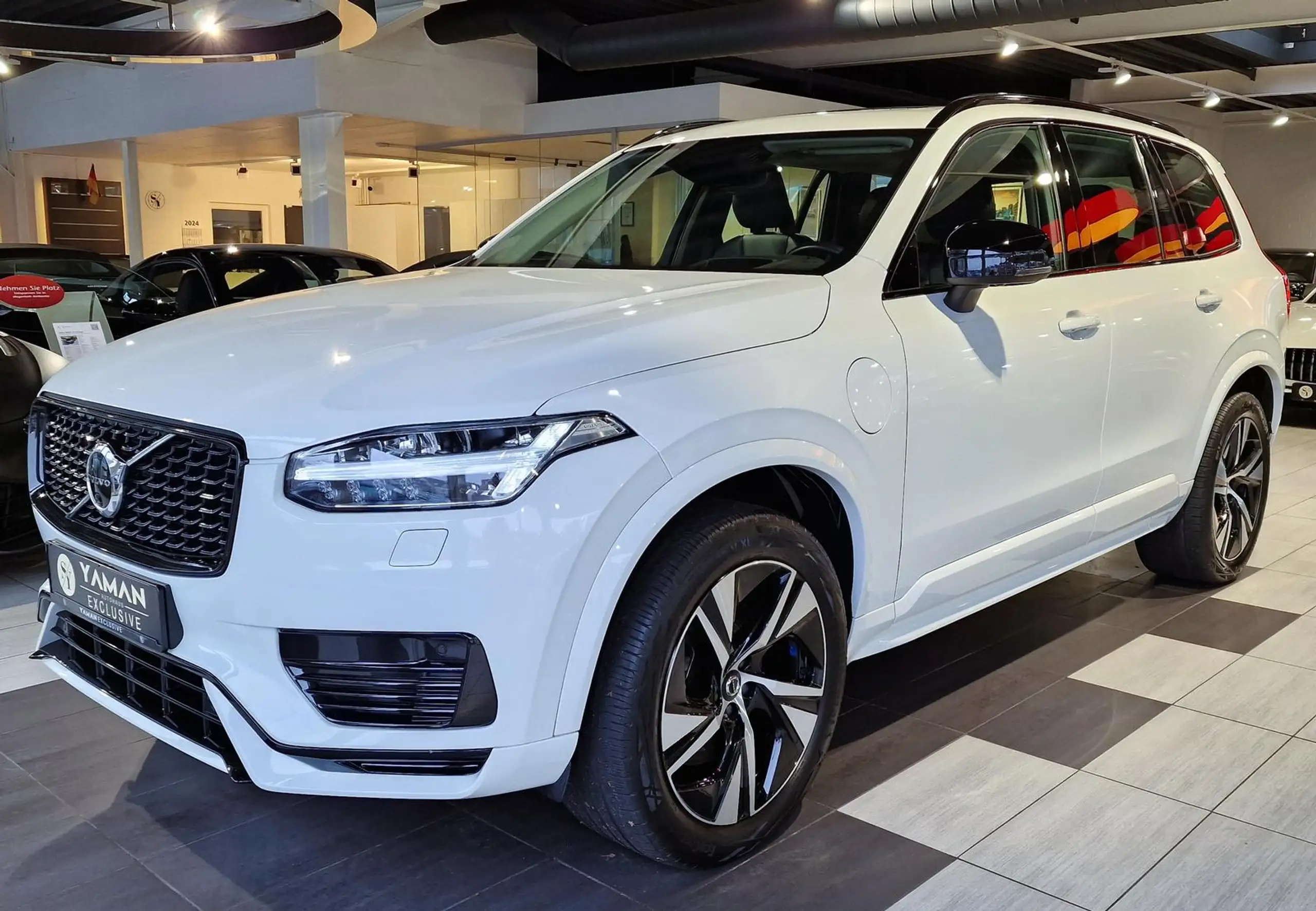 Volvo - XC90