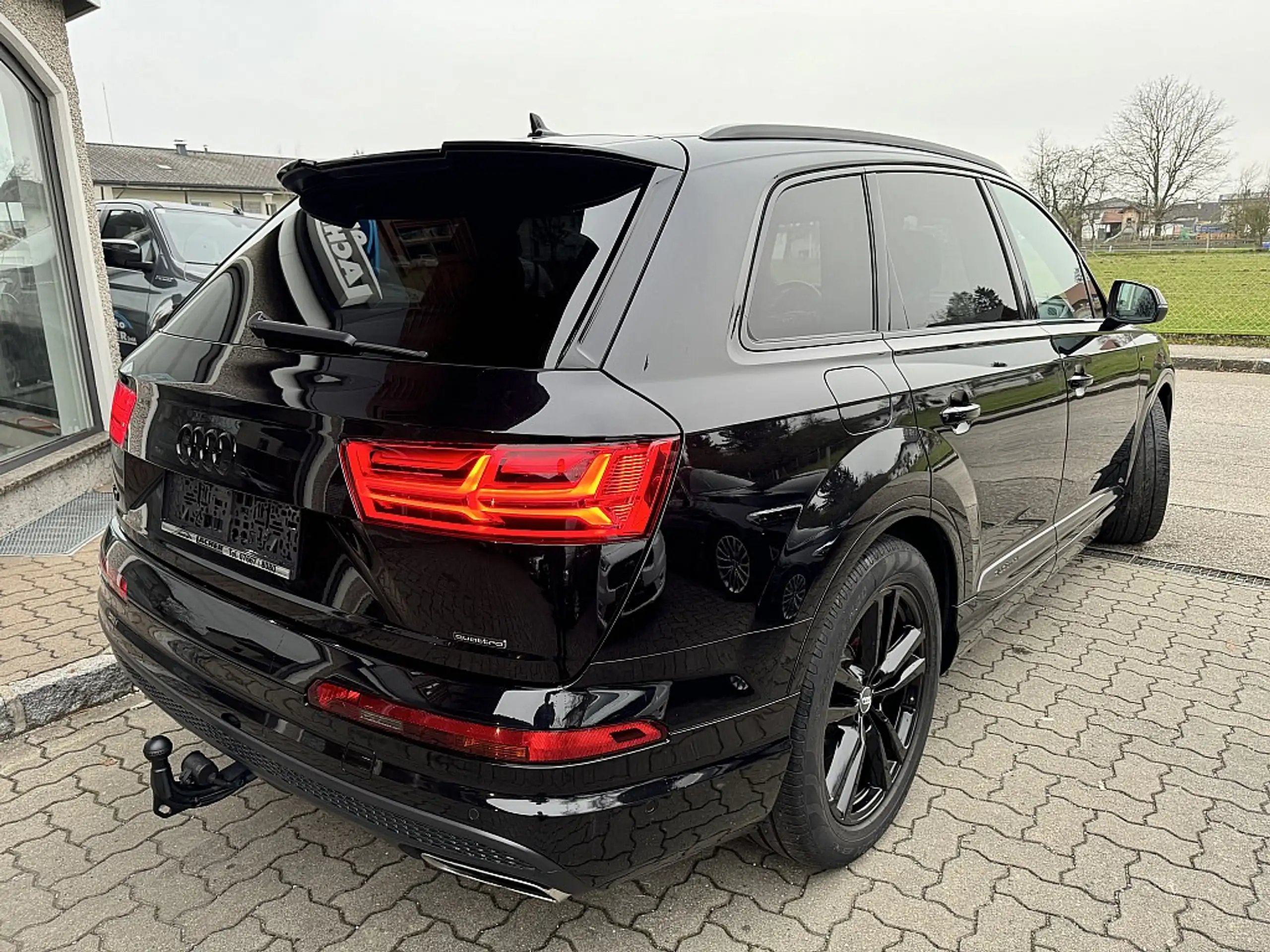 Audi - Q7