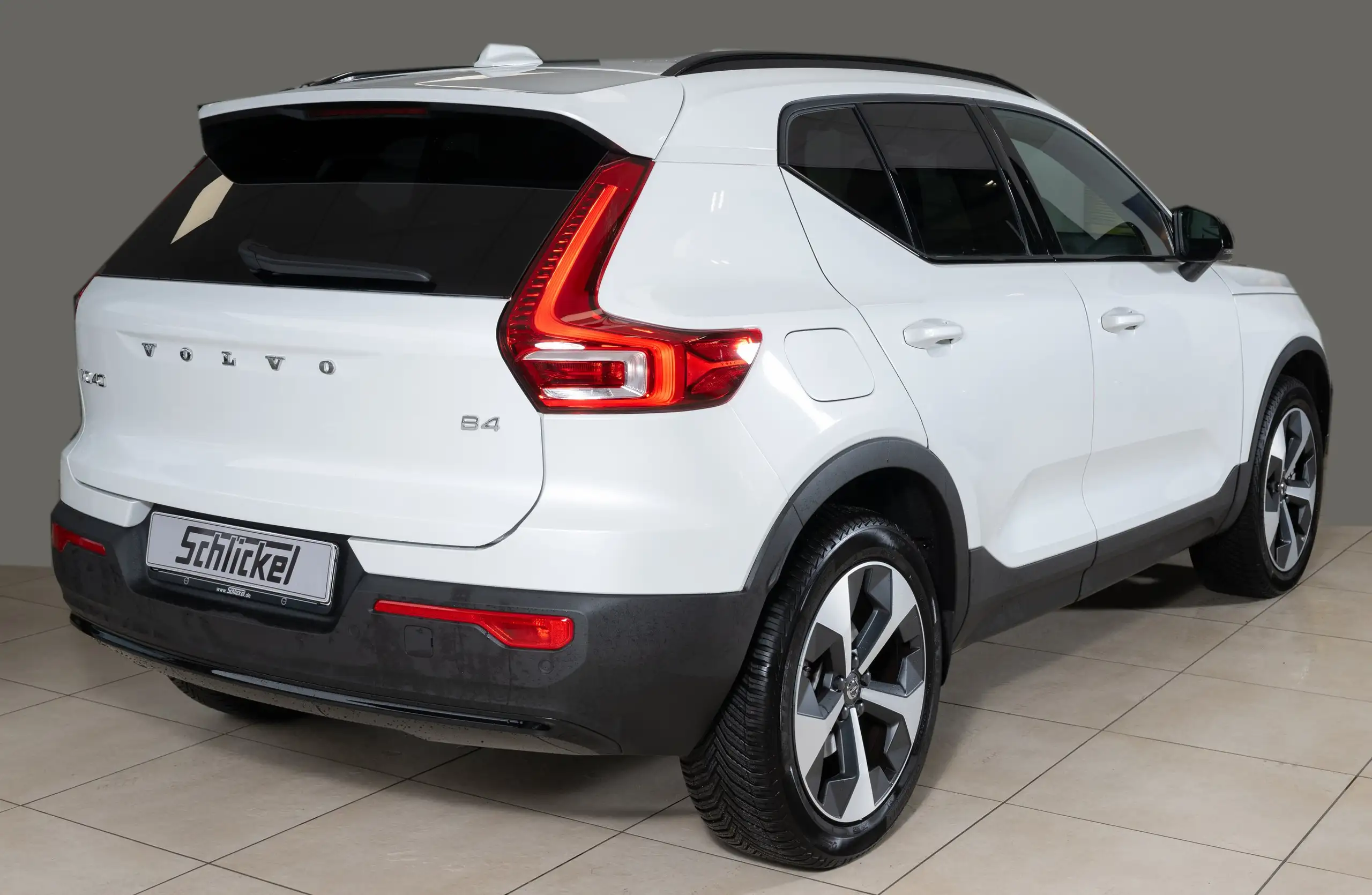 Volvo - XC40