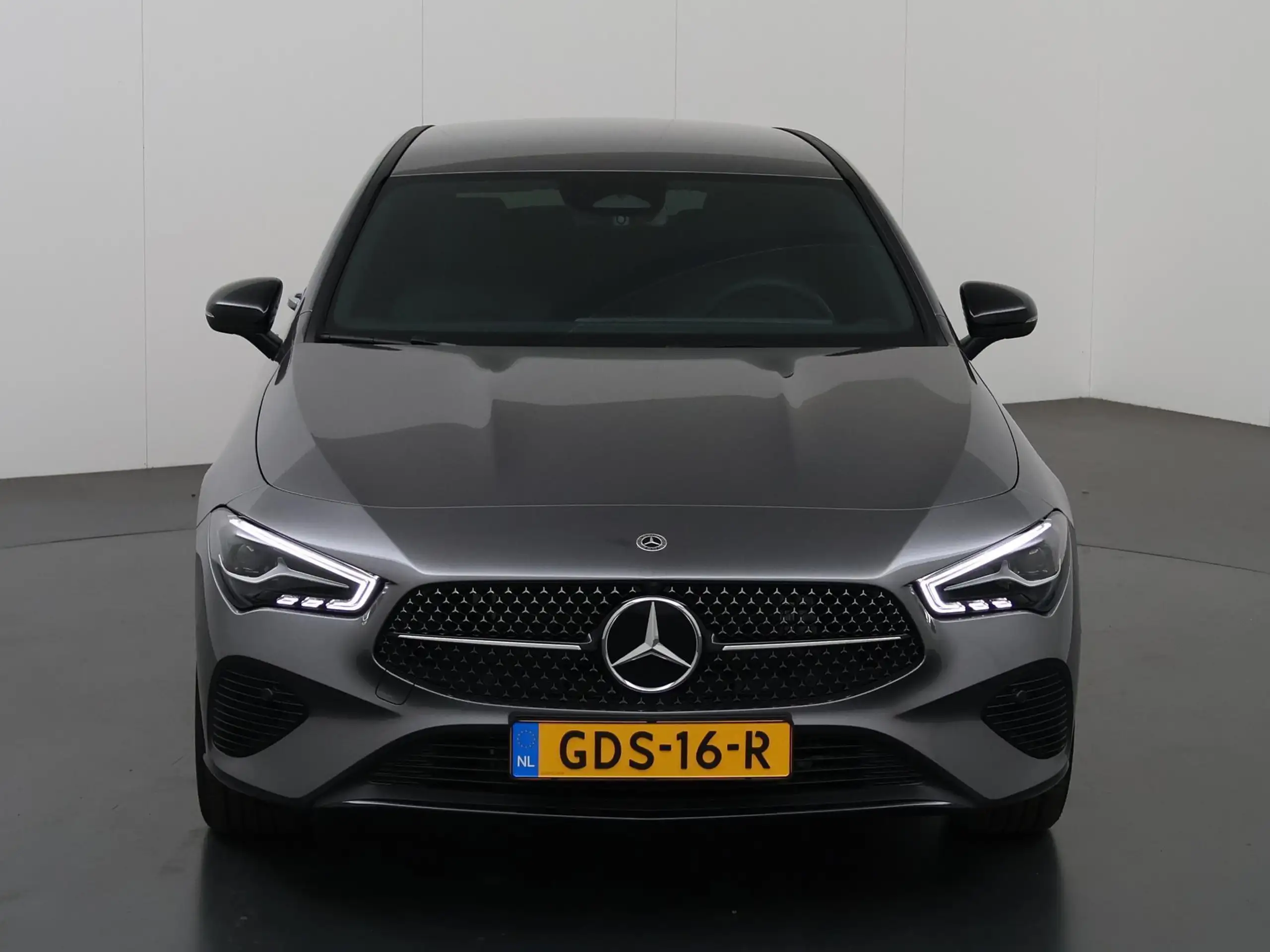 Mercedes-Benz - CLA 250