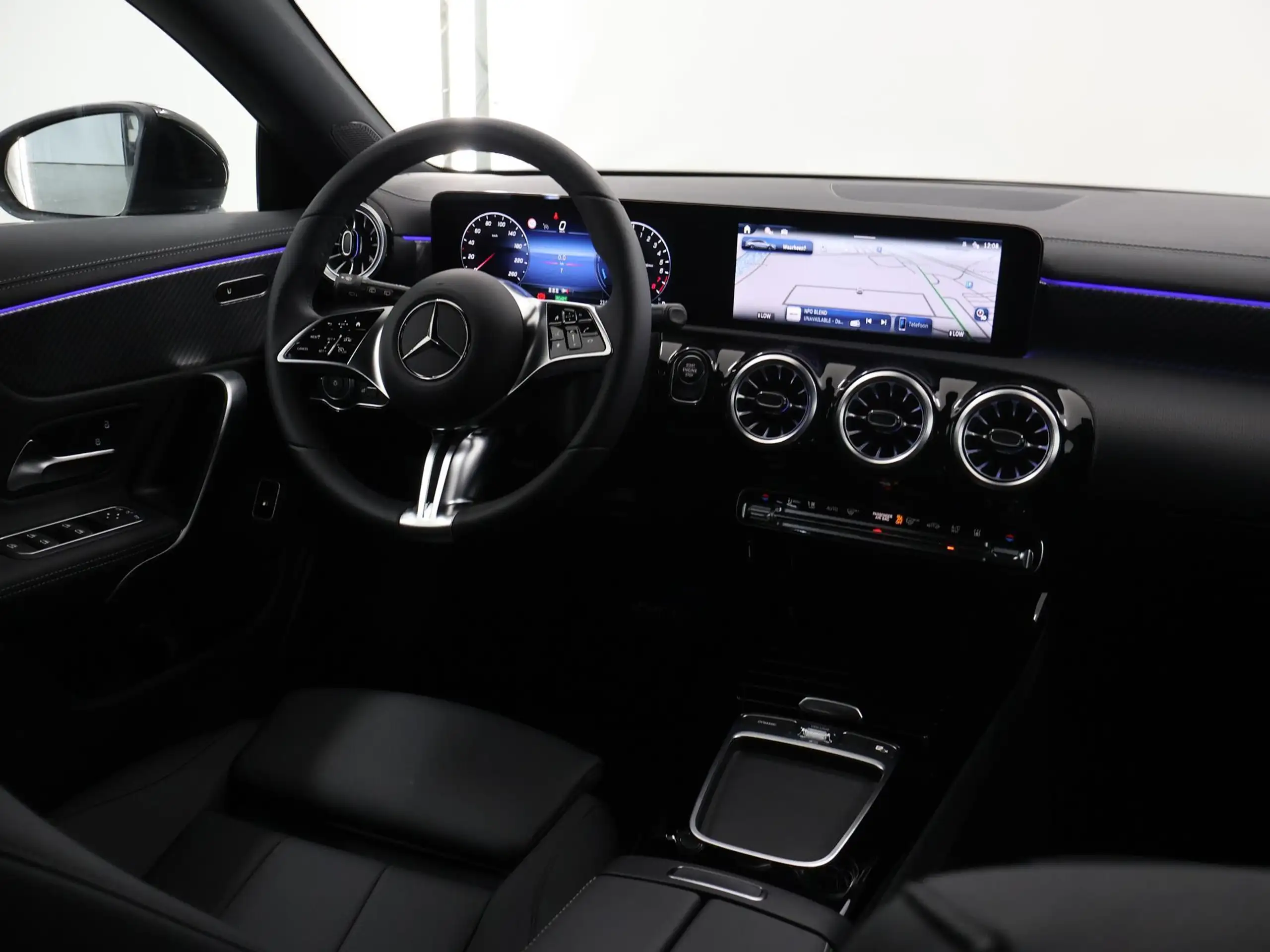 Mercedes-Benz - CLA 250