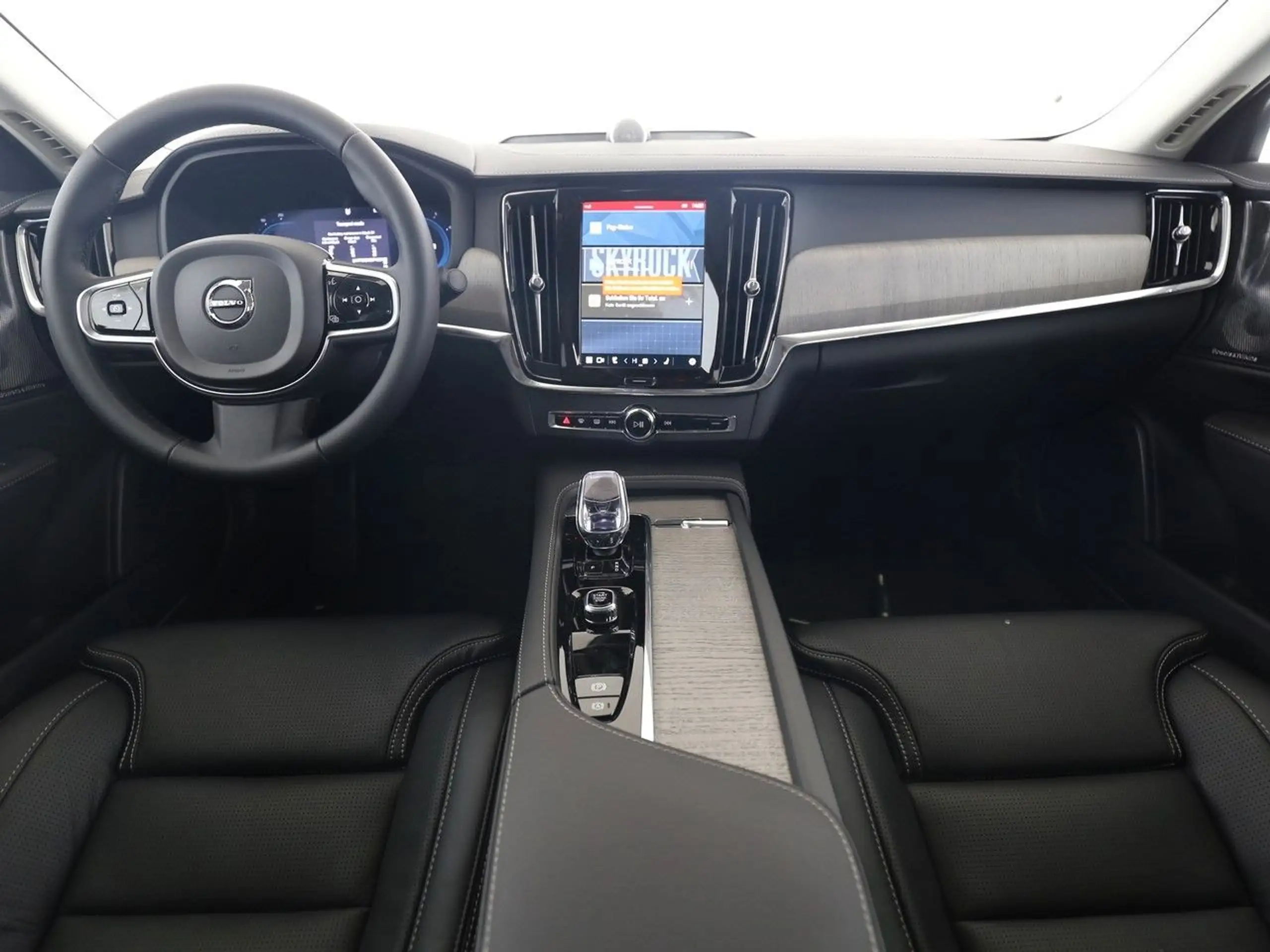 Volvo - S90