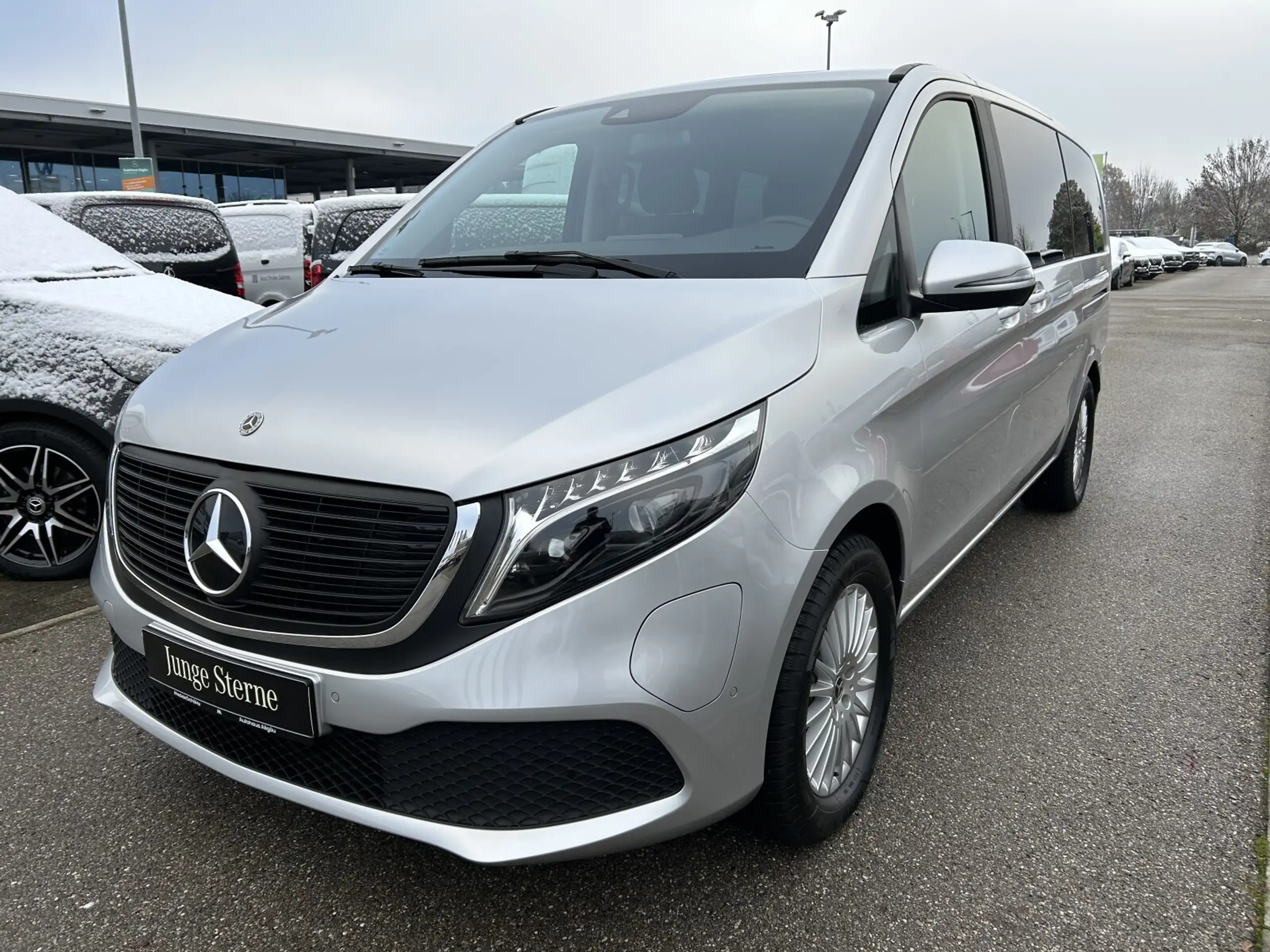 Mercedes-Benz - EQV 300