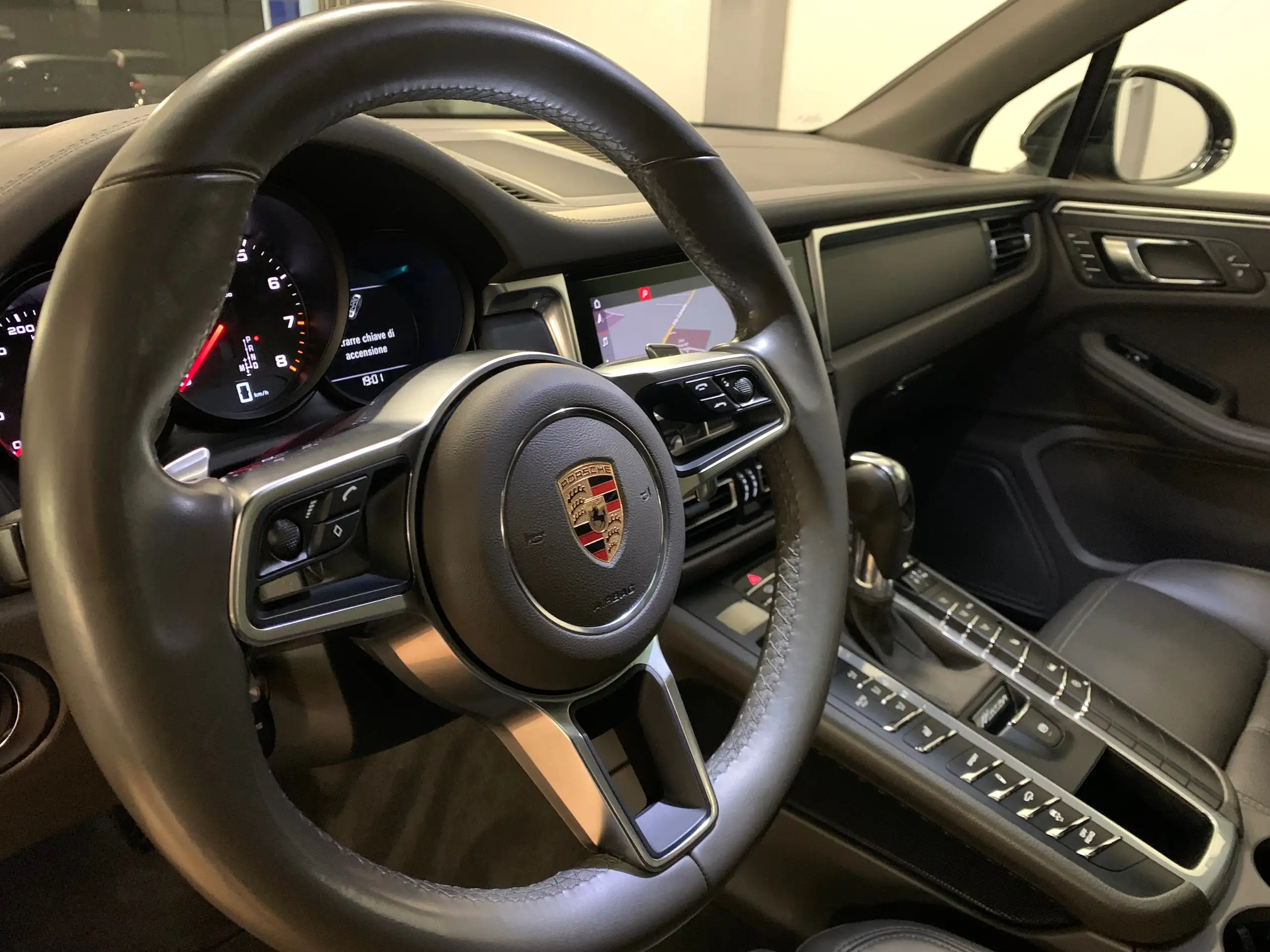 Porsche - Macan