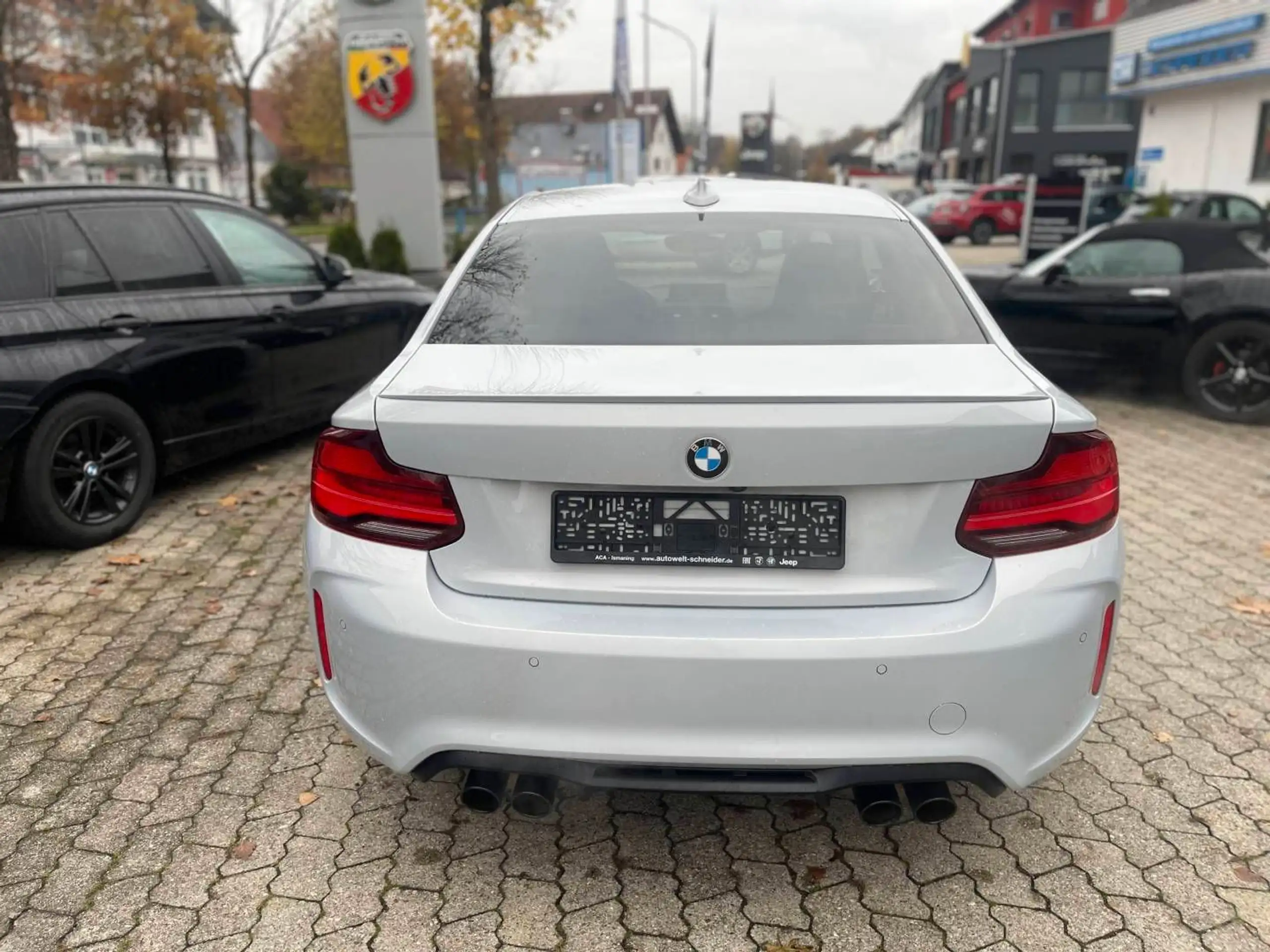 BMW - M2