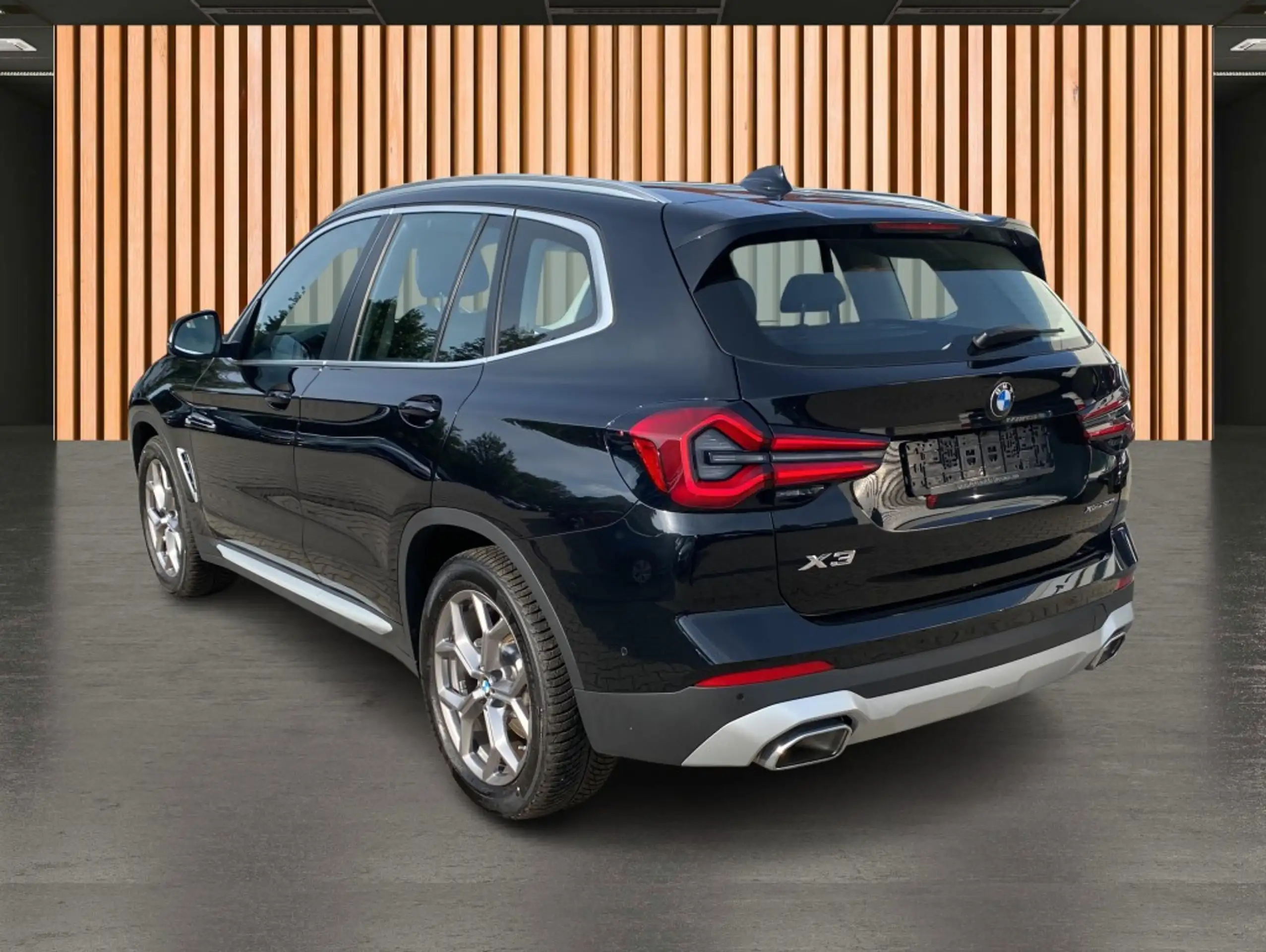 BMW - X3