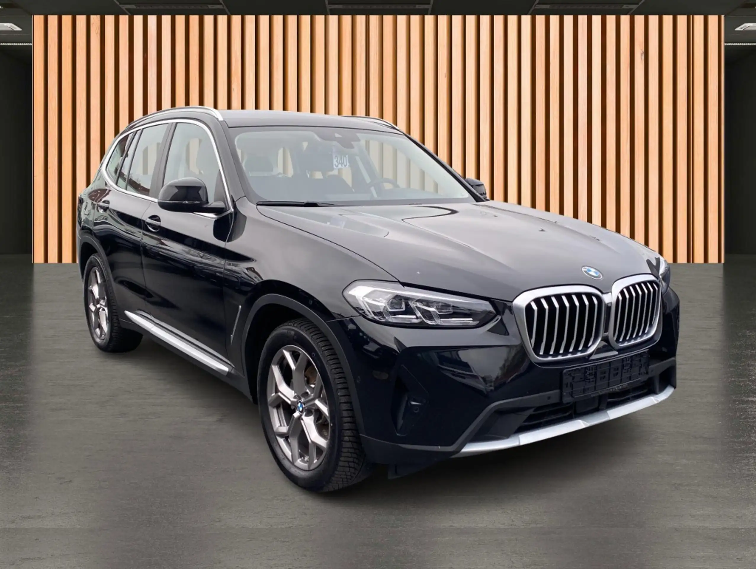 BMW - X3