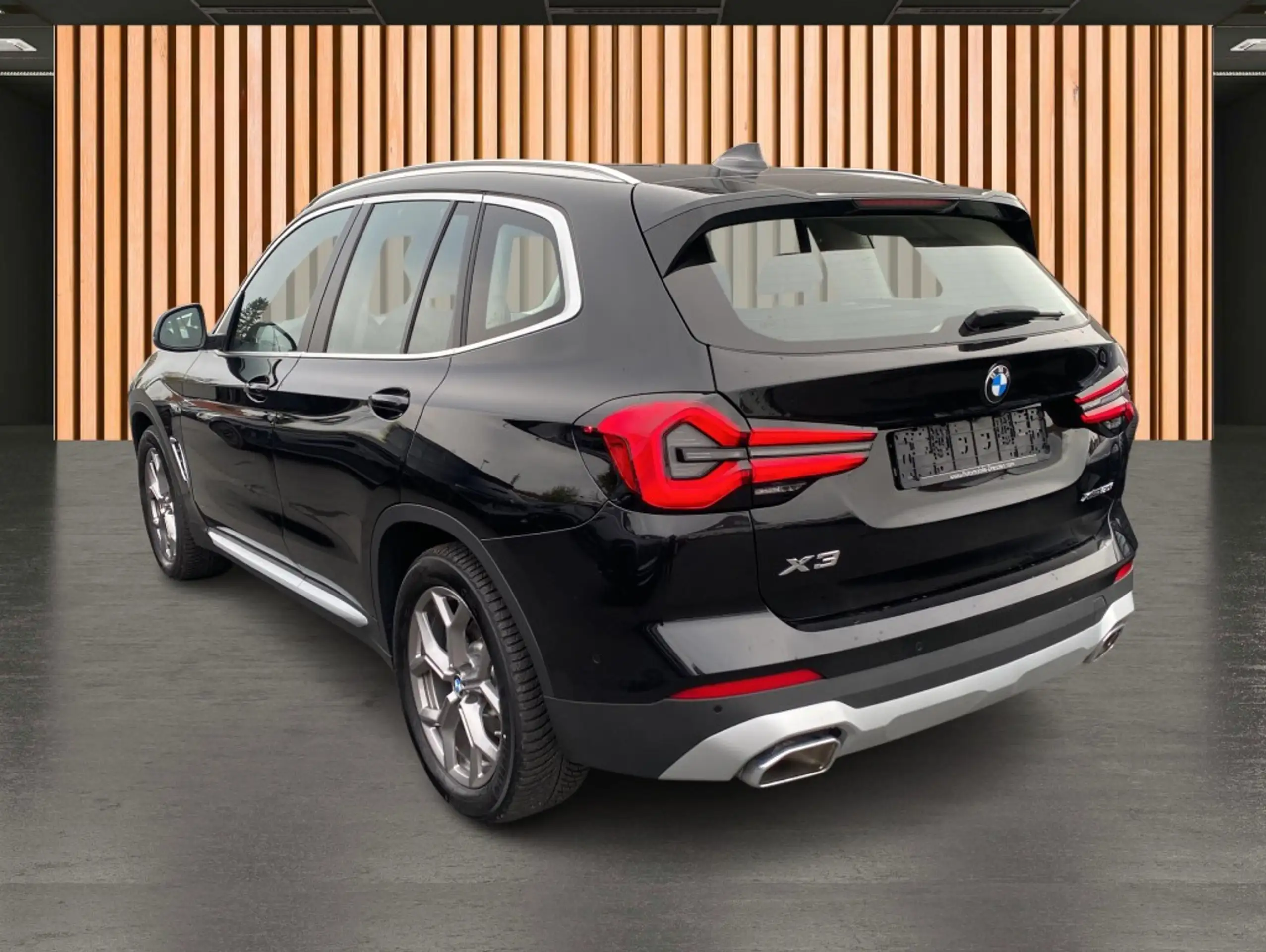 BMW - X3