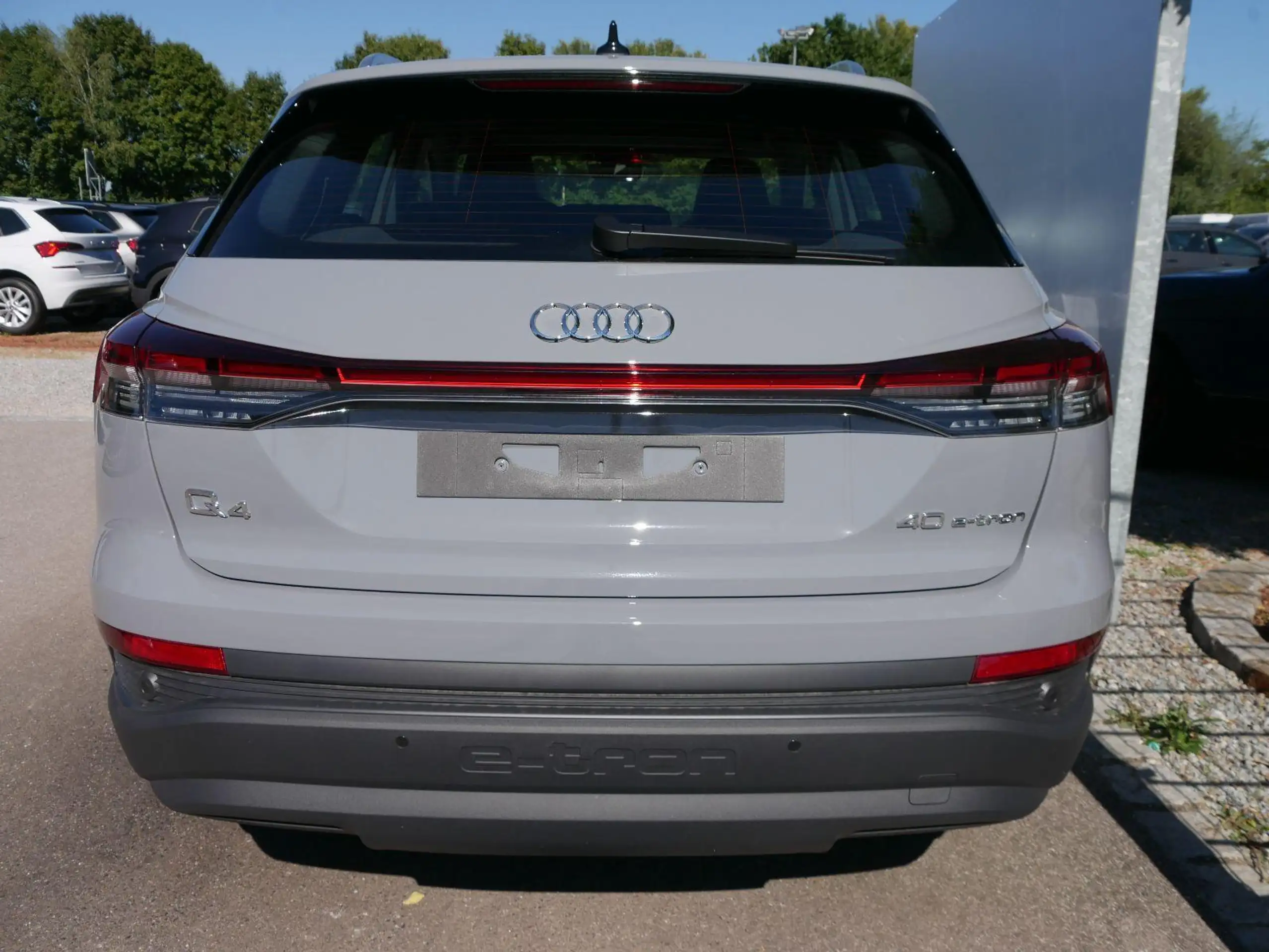 Audi - Q4 e-tron