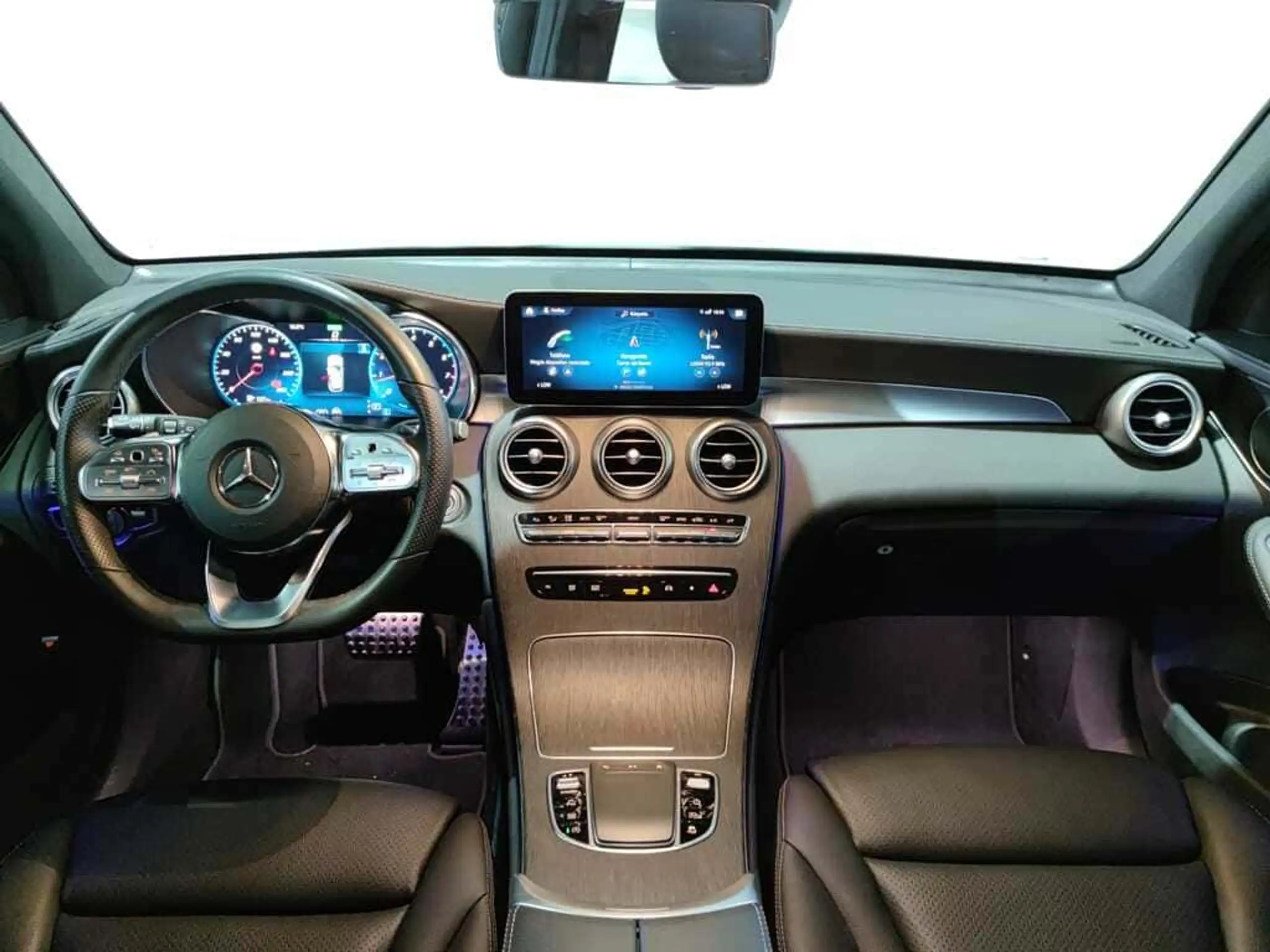 Mercedes-Benz - GLC 300