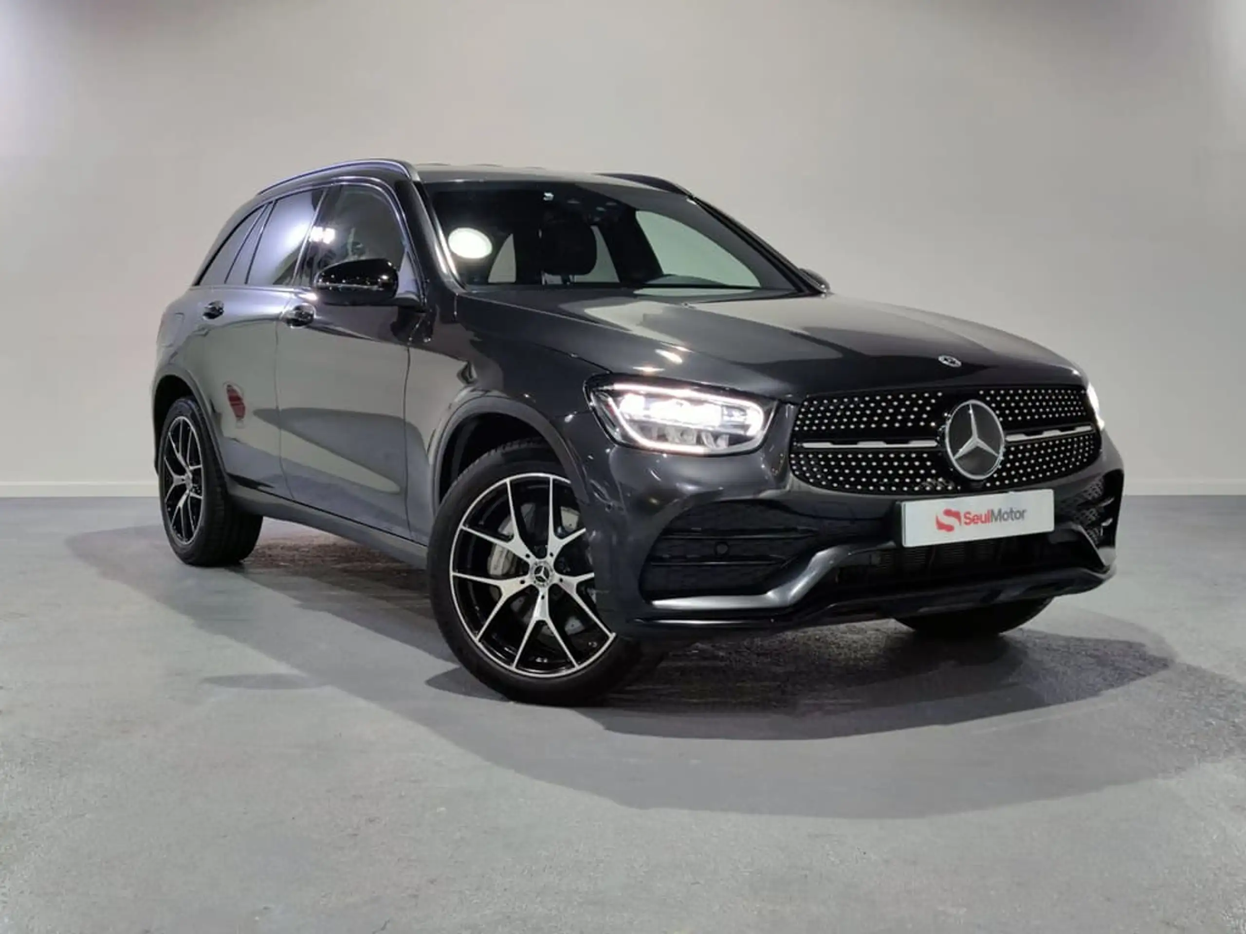 Mercedes-Benz - GLC 300