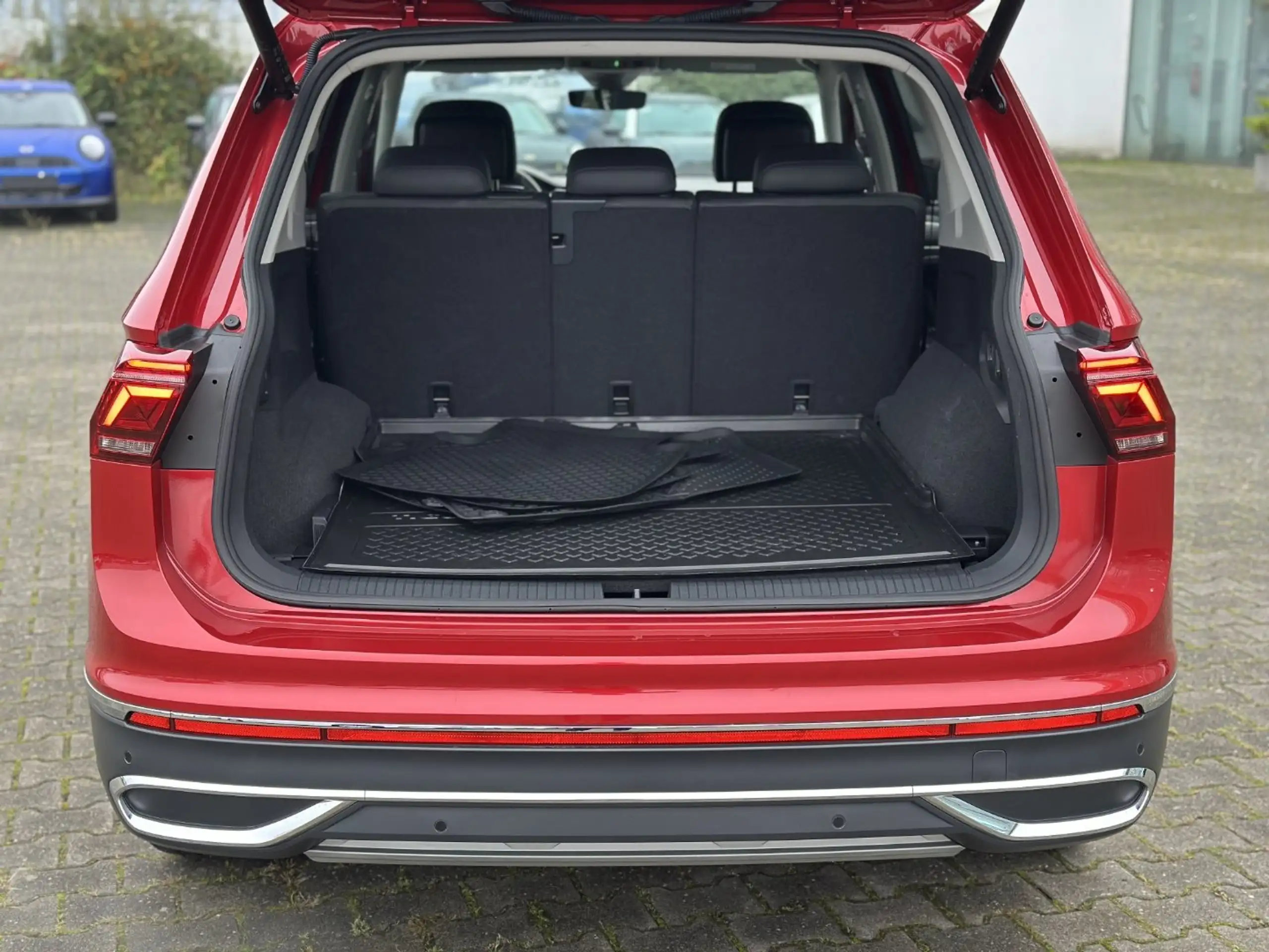 Volkswagen - Tiguan