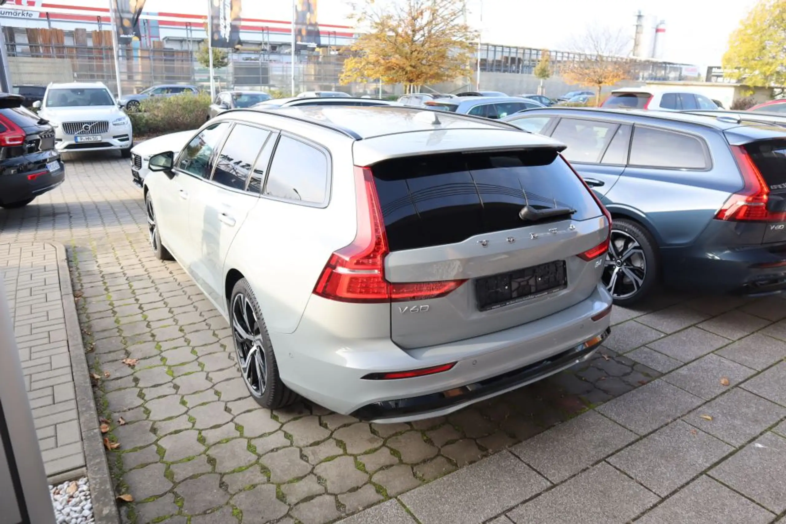 Volvo - V60